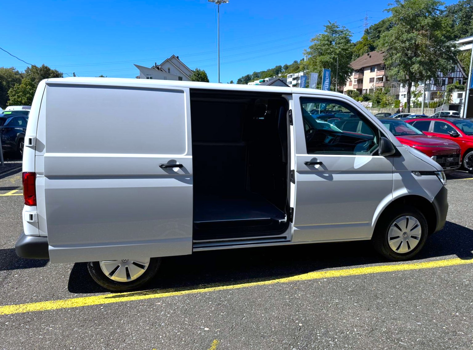 VW T6.1 2.0 TDI DSG-image-8