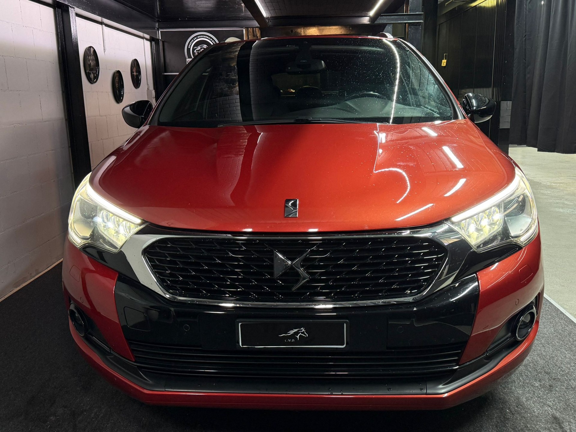 DS AUTOMOBILES DS 4 Crossback 2.0 BlueHDi Sport Chic Automatic-image-2