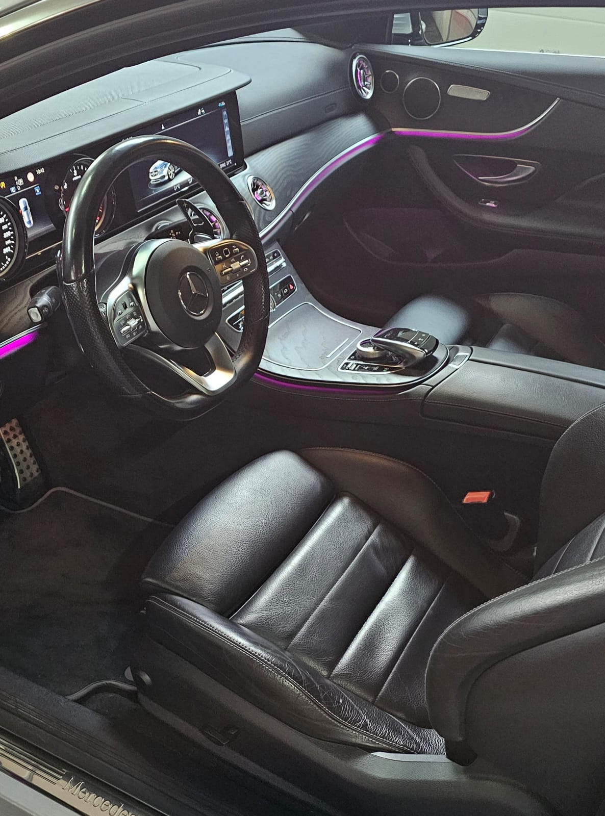 MERCEDES-BENZ E 220 d Coupé AMG Line 4 Matic 9G-Tronic-image-8