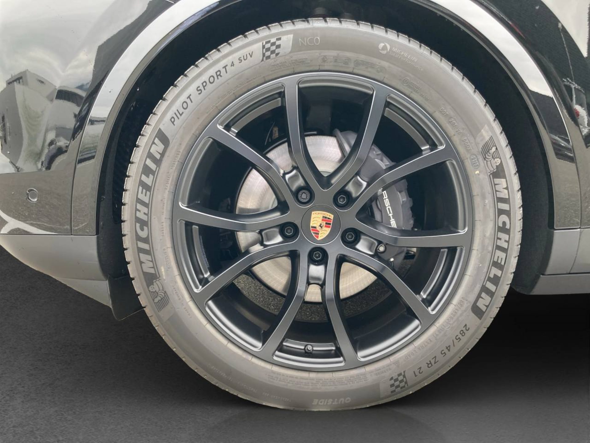 PORSCHE Cayenne Coupé-image-28