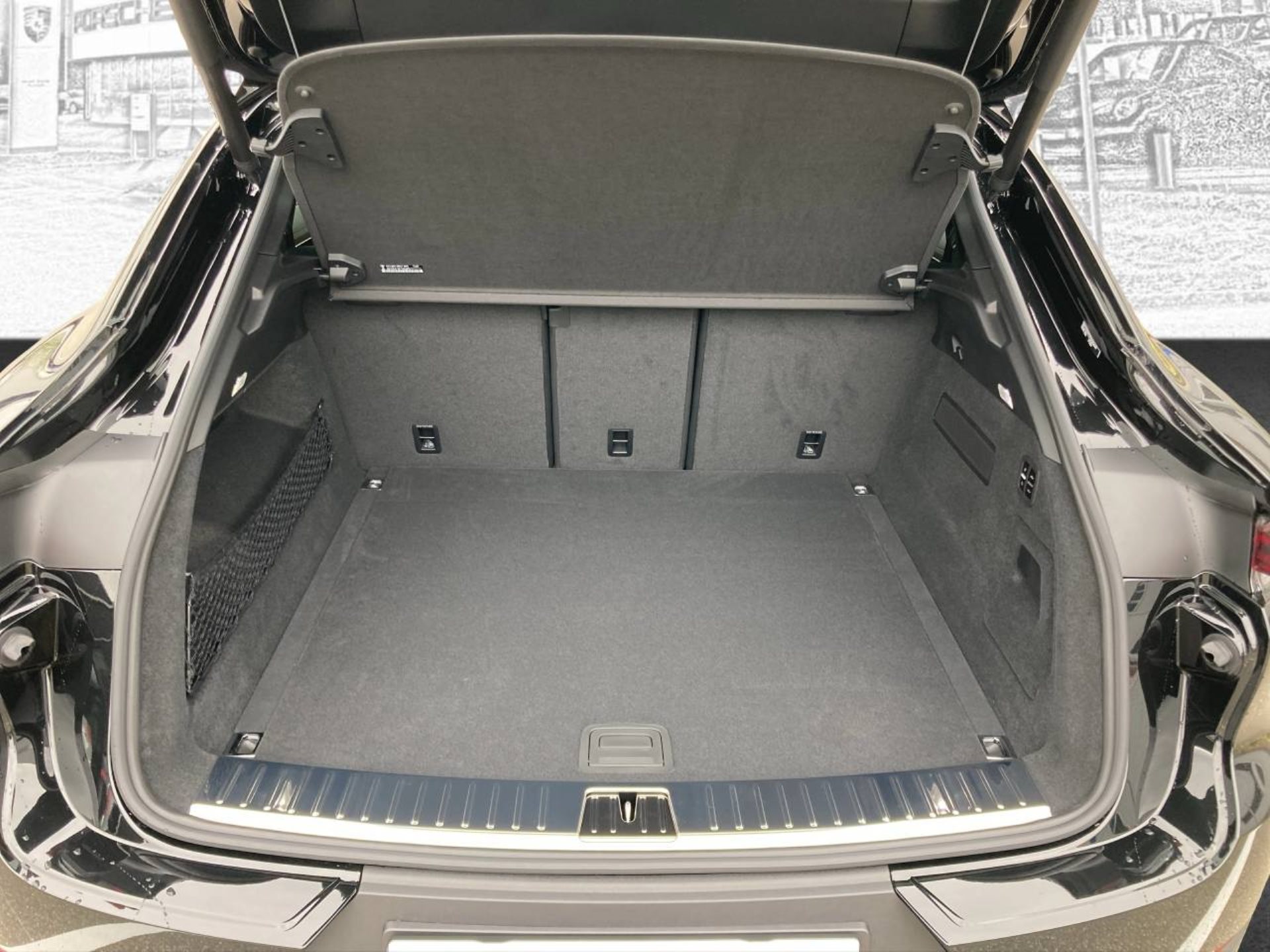 PORSCHE Cayenne Coupé-image-31