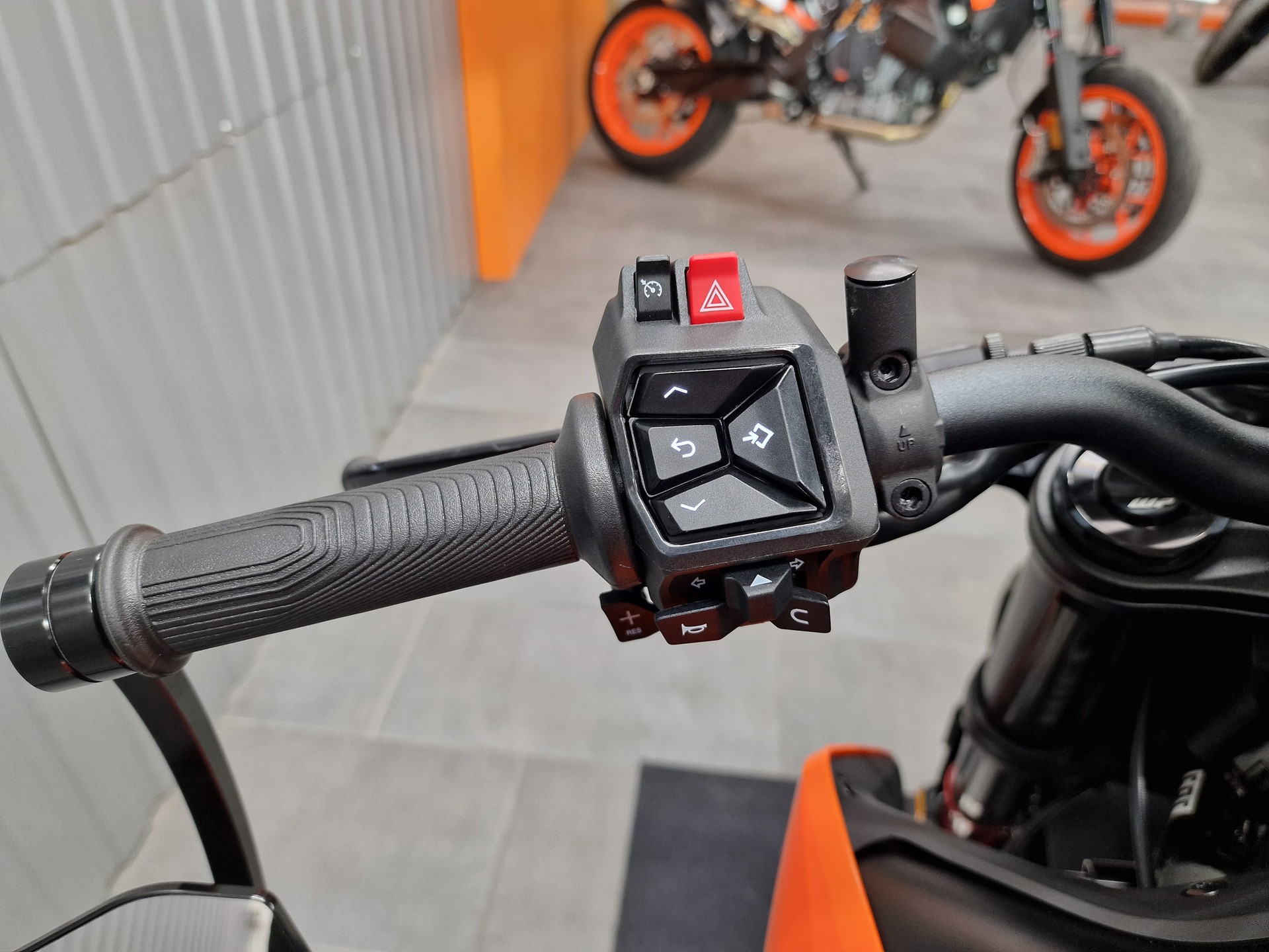 KTM 790 Duke (35kW)-image-9