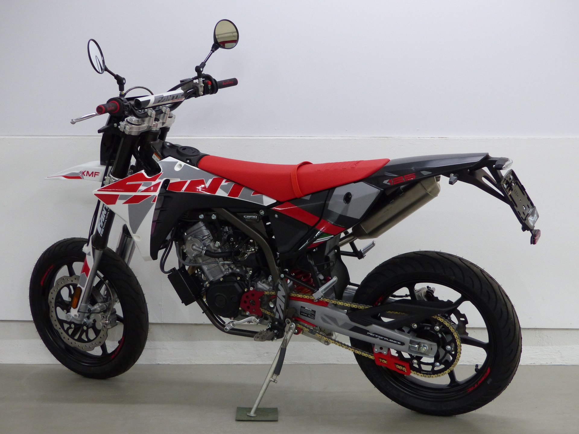 FANTIC XMF125 Performance ABS MY26-showroom-element-3