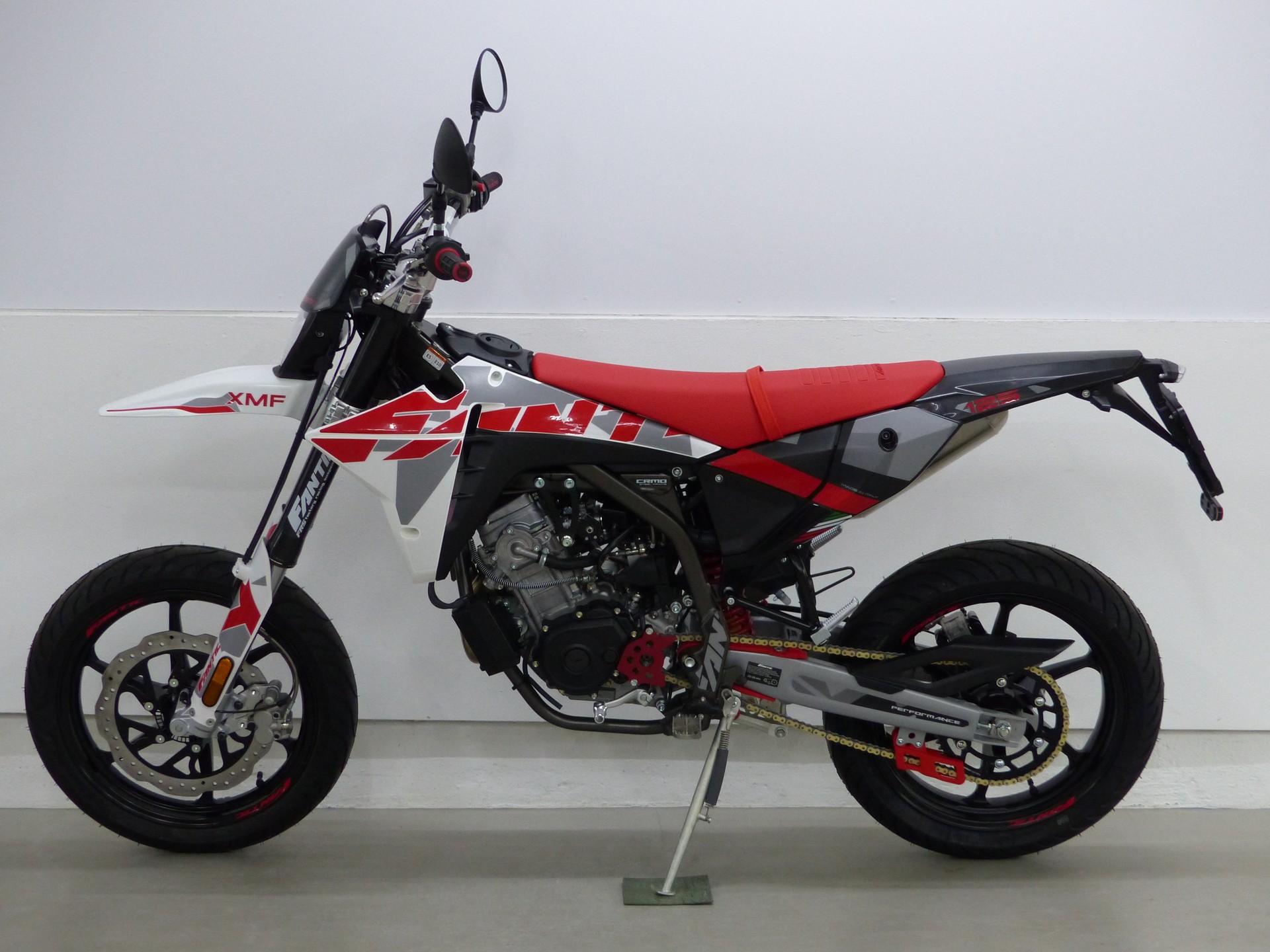 FANTIC XMF125 Performance ABS MY26-showroom-element-2