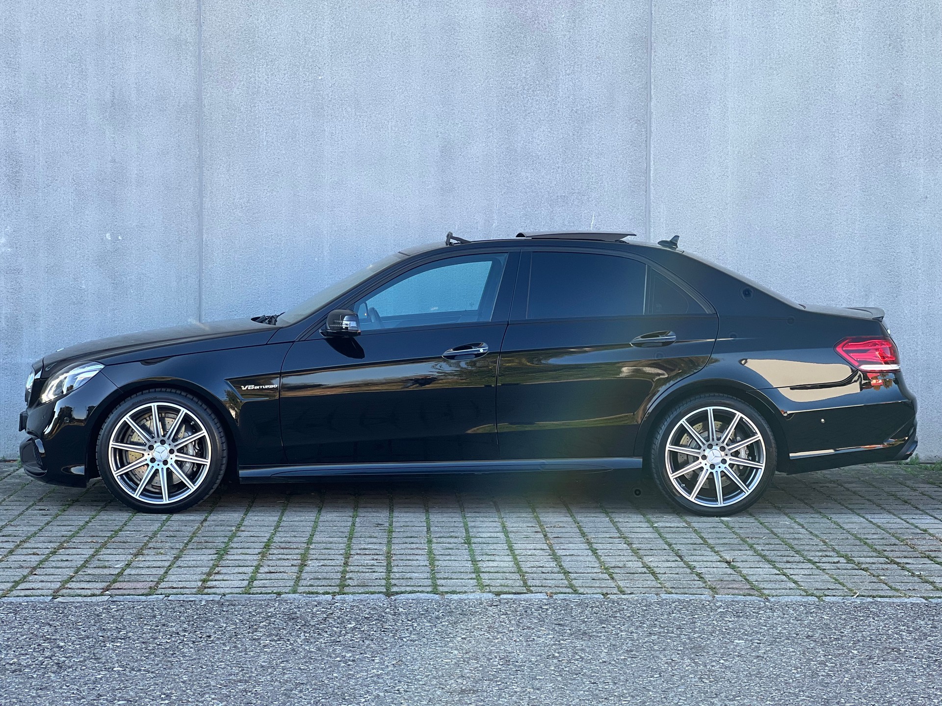 MERCEDES-BENZ E 63 AMG 4Matic Speedshift-image-1