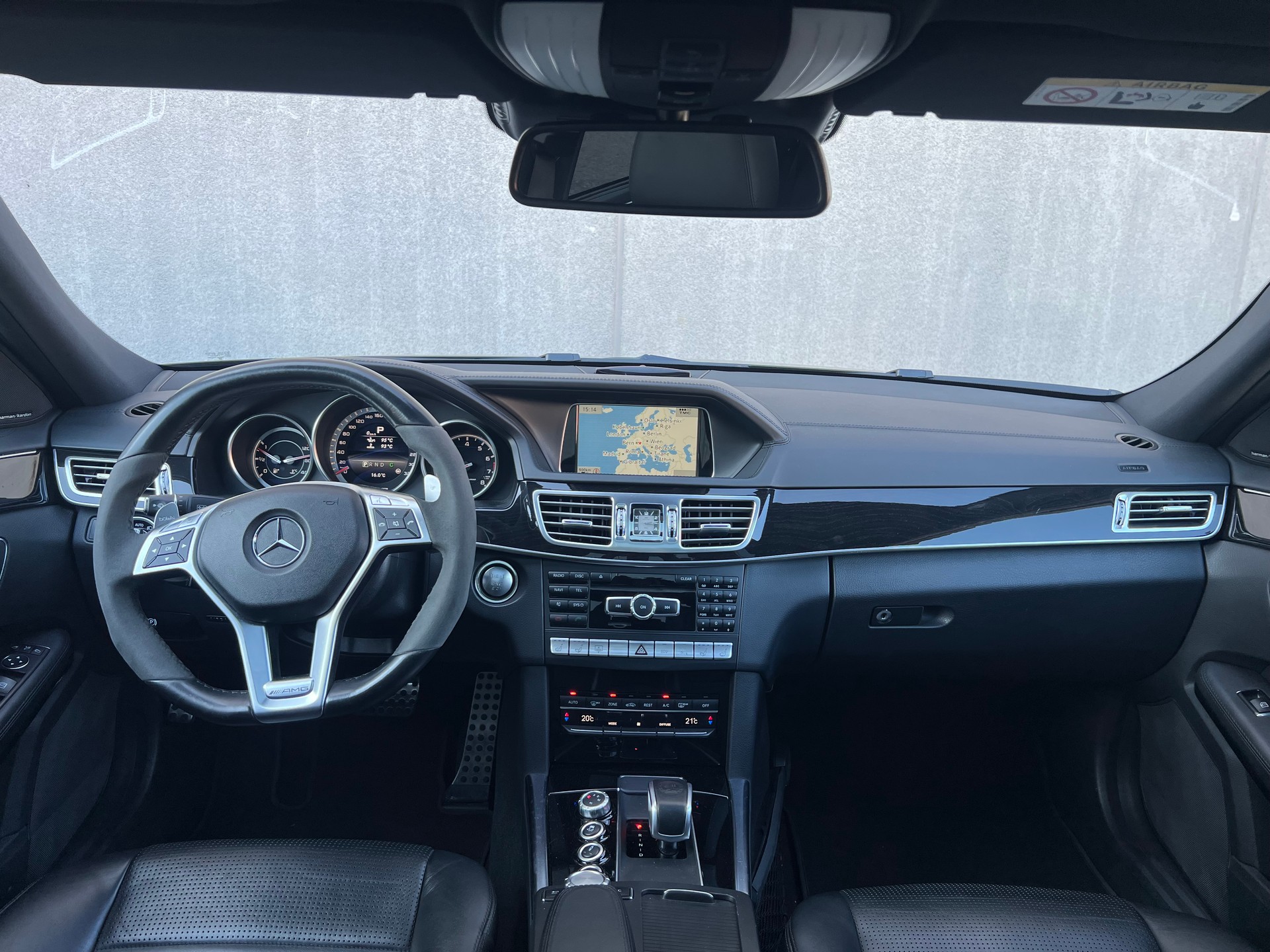 MERCEDES-BENZ E 63 AMG 4Matic Speedshift-image-7
