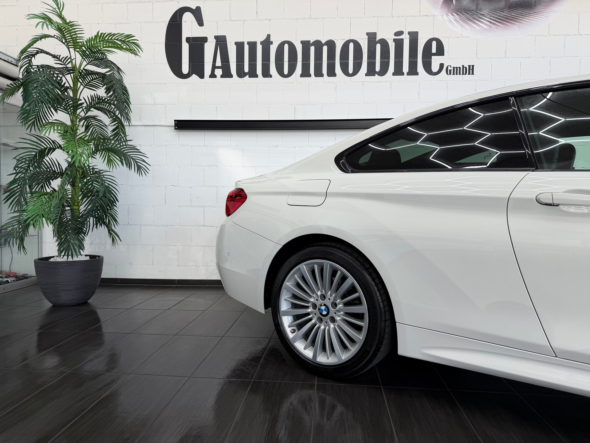 BMW 420d Coupé xDrive M Sport Steptronic ⭐️-showroom-element-3