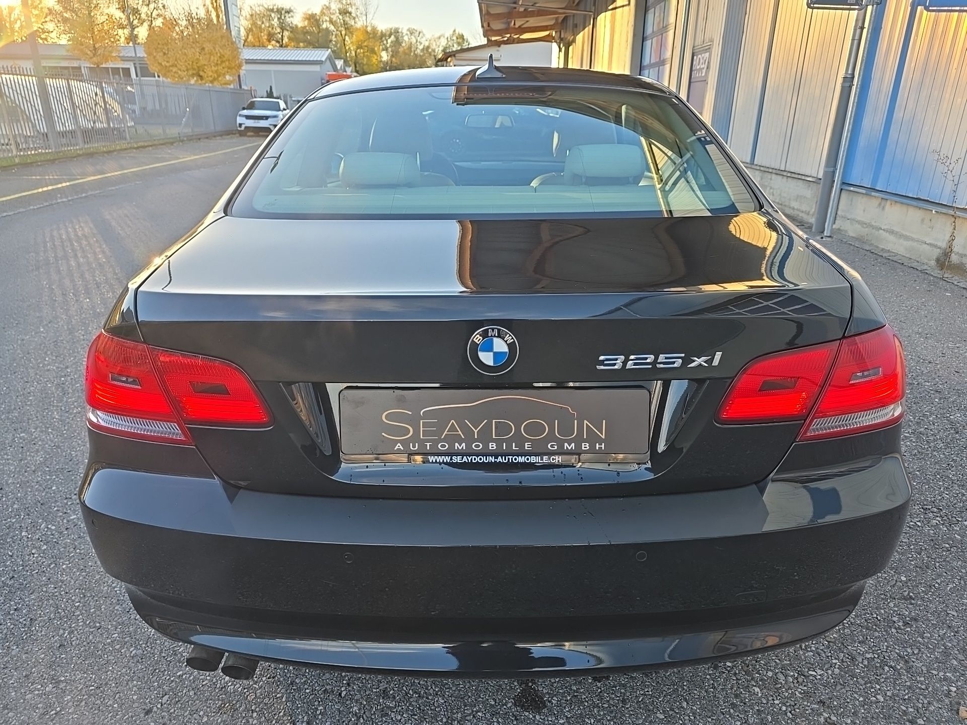 BMW 325xi Coupé-image-9