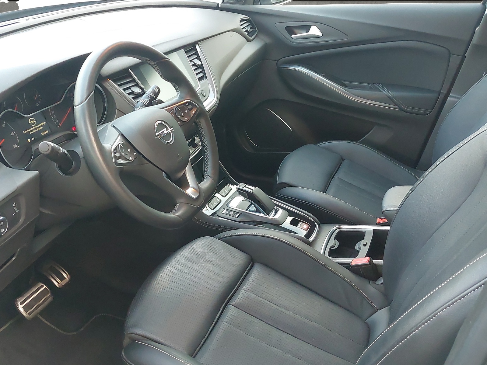 OPEL Grandland X 1.6 T PHEV Ultimate-image-7