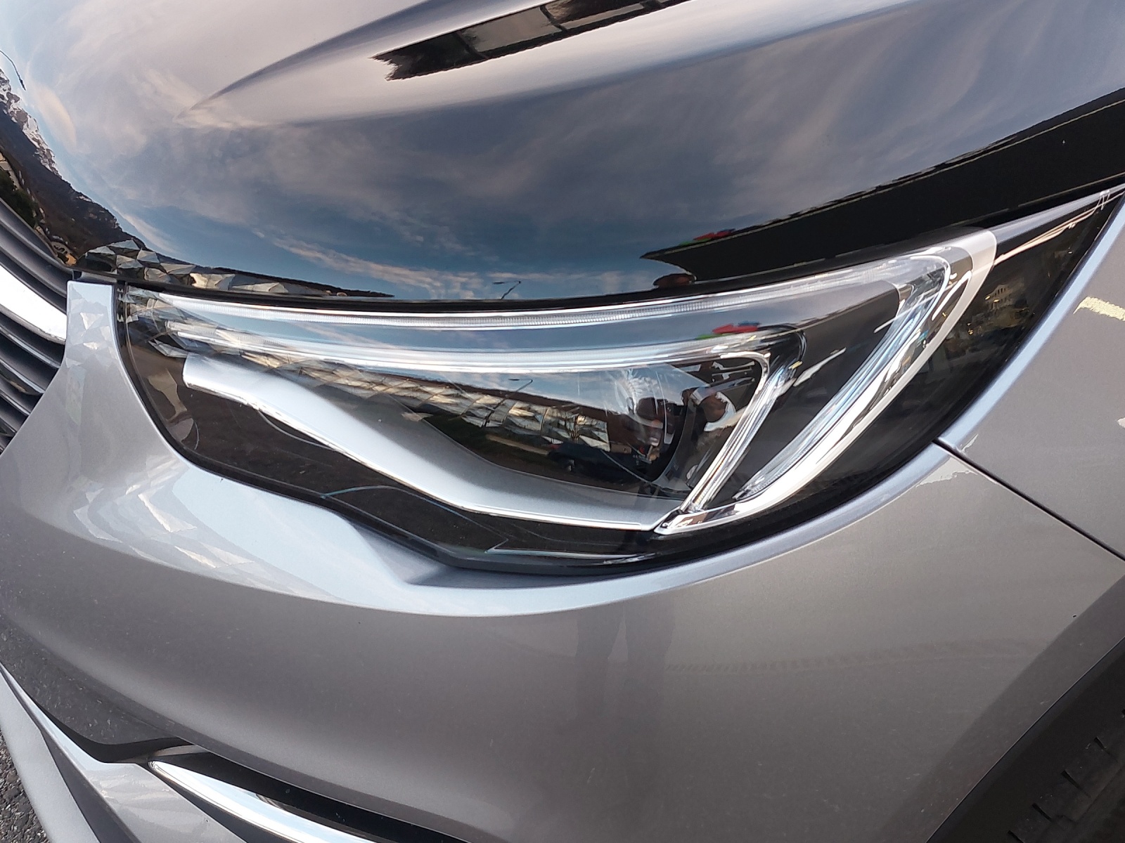 OPEL Grandland X 1.6 T PHEV Ultimate-image-9