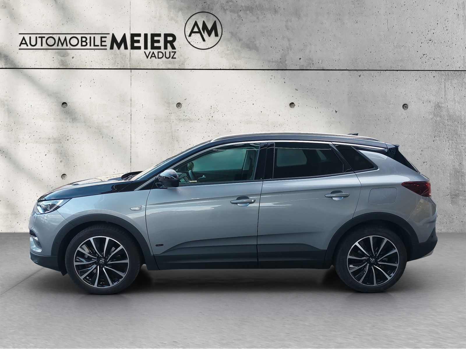 OPEL Grandland X 1.6 T PHEV Ultimate-showroom-element-2