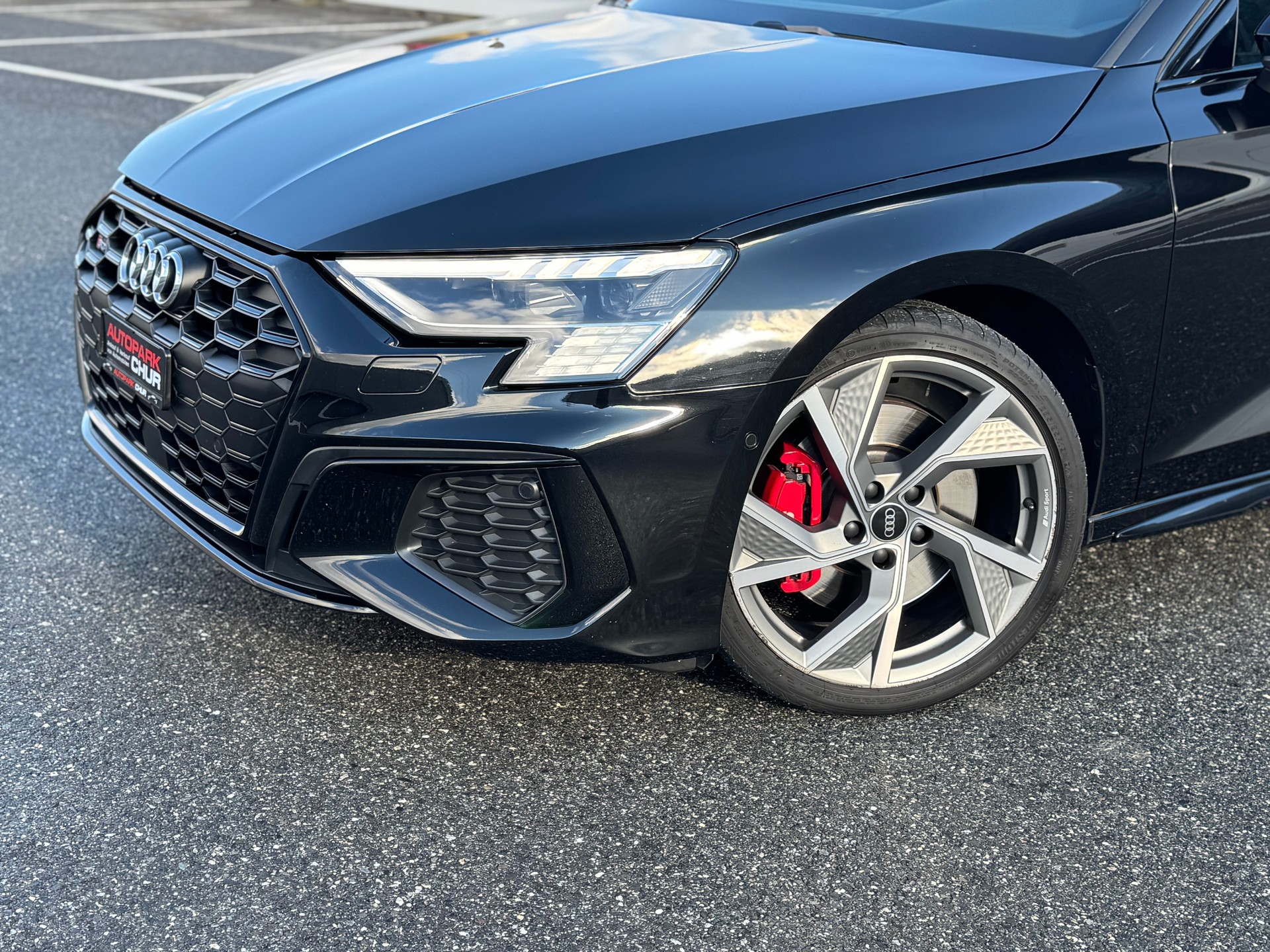 AUDI S3 Sportback 2.0 TFSI quattro S-tronic-image-7