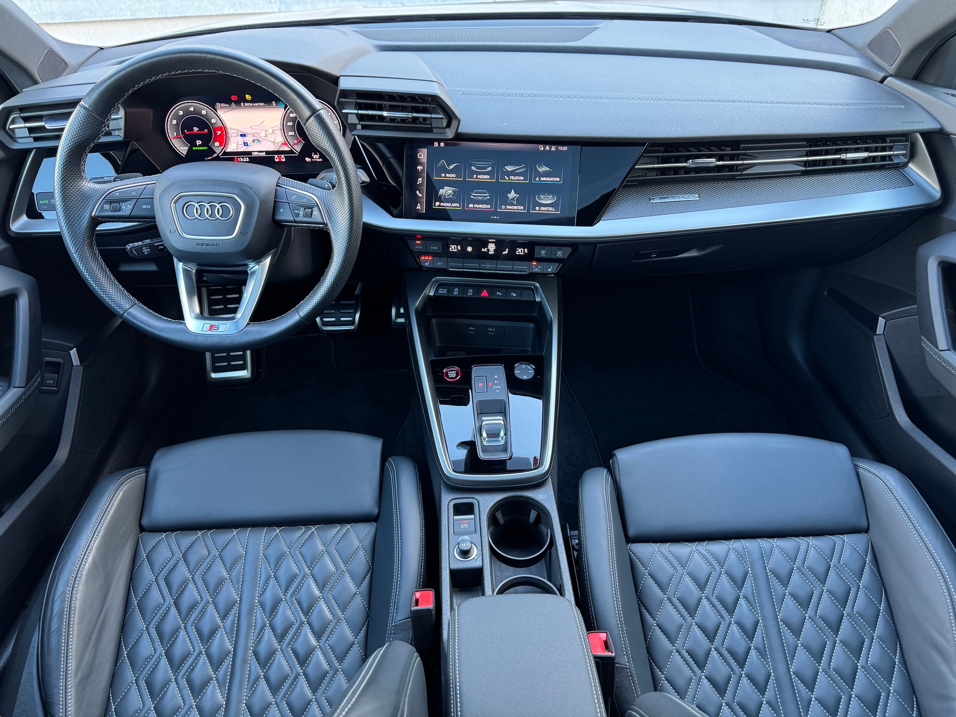 AUDI S3 Sportback 2.0 TFSI quattro S-tronic-image-10