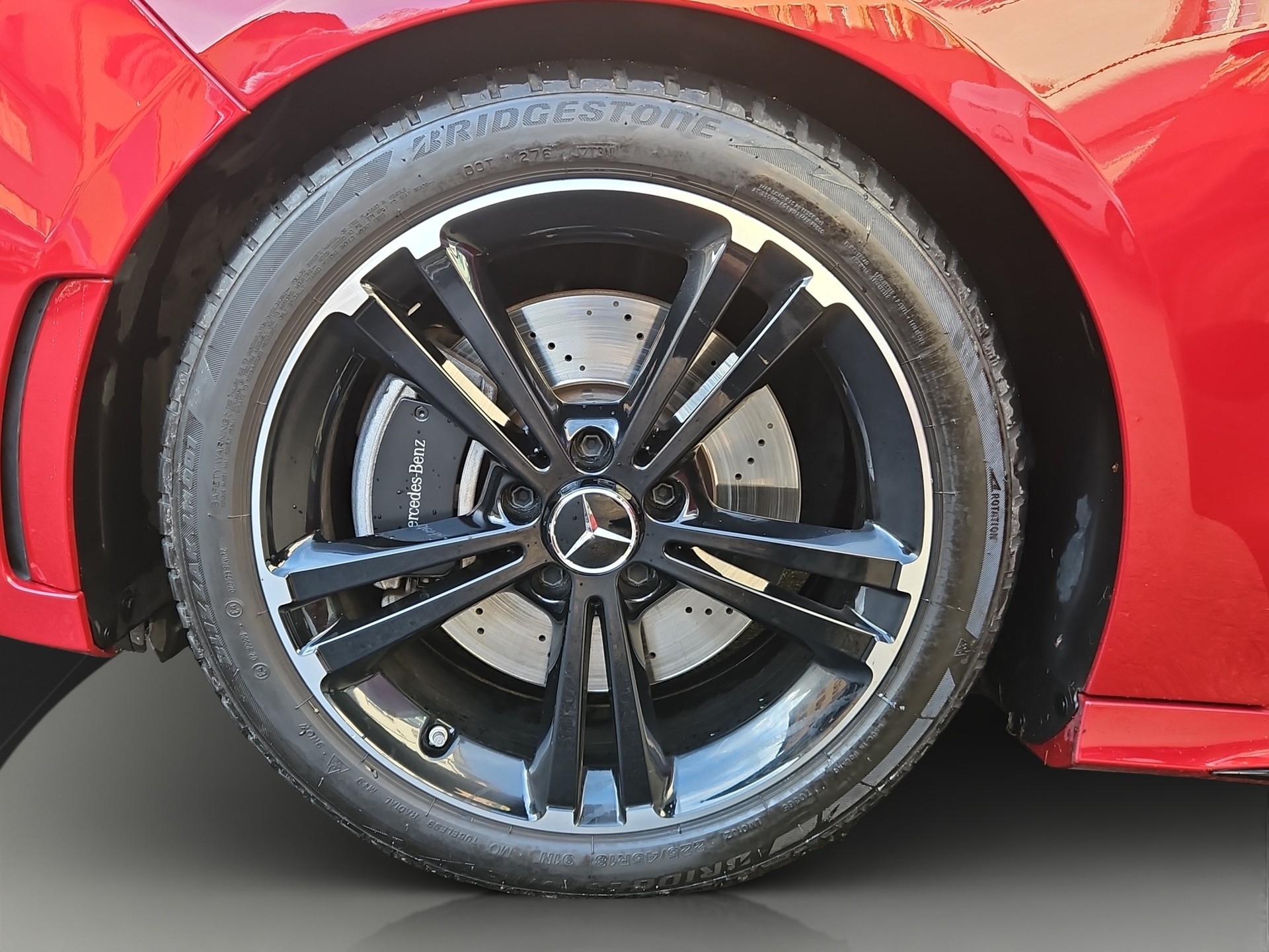 MERCEDES-BENZ B 220 d Swiss Star AMG Line 4matic-image-18