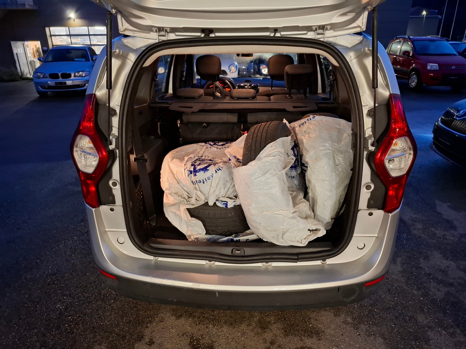 DACIA Lodgy 1.5 dCi Lauréate 7PL-image-10