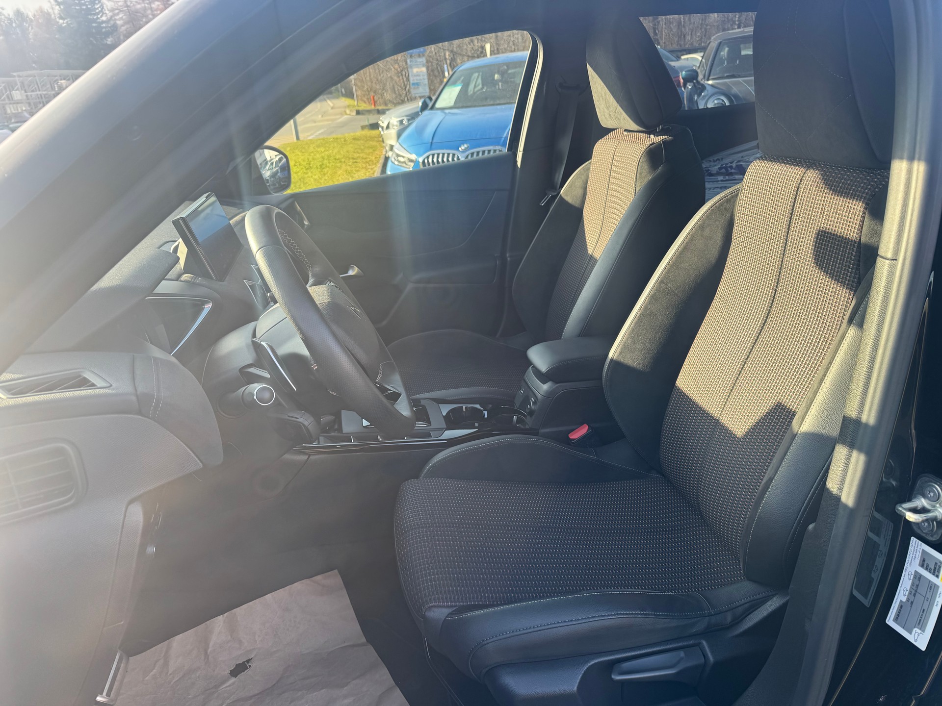 DS AUTOMOBILES DS 3 Crossback 1.2 PureTech Performance Line EAT8-image-7