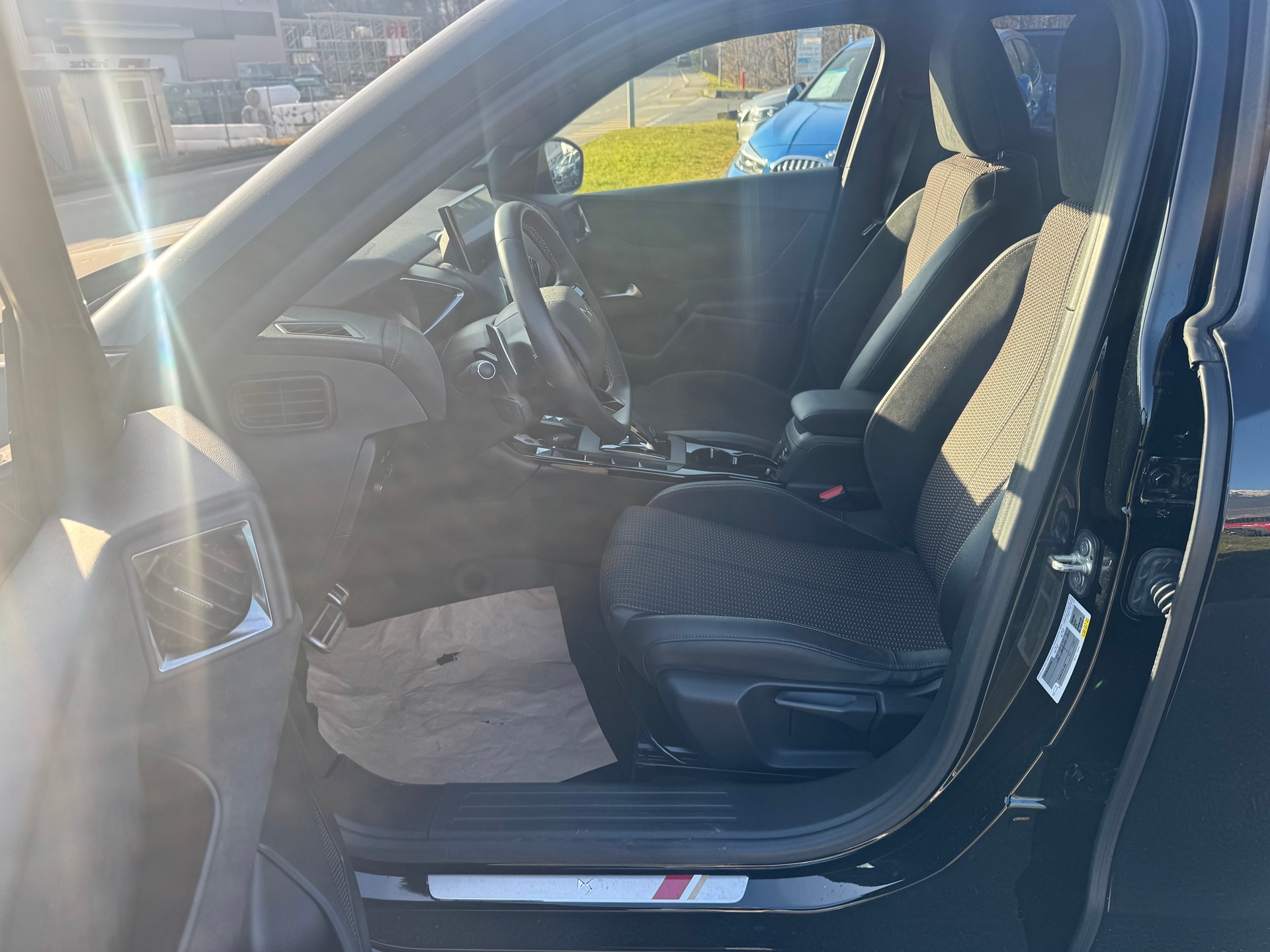 DS AUTOMOBILES DS 3 Crossback 1.2 PureTech Performance Line EAT8-image-6