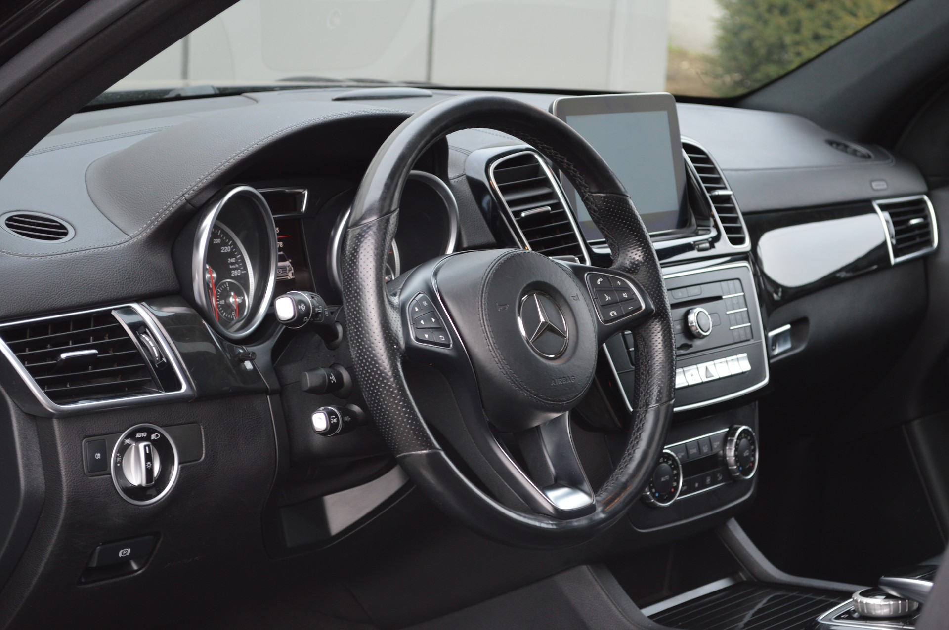 MERCEDES-BENZ GLS 350 d 4Matic 9G-TRONIC-image-14