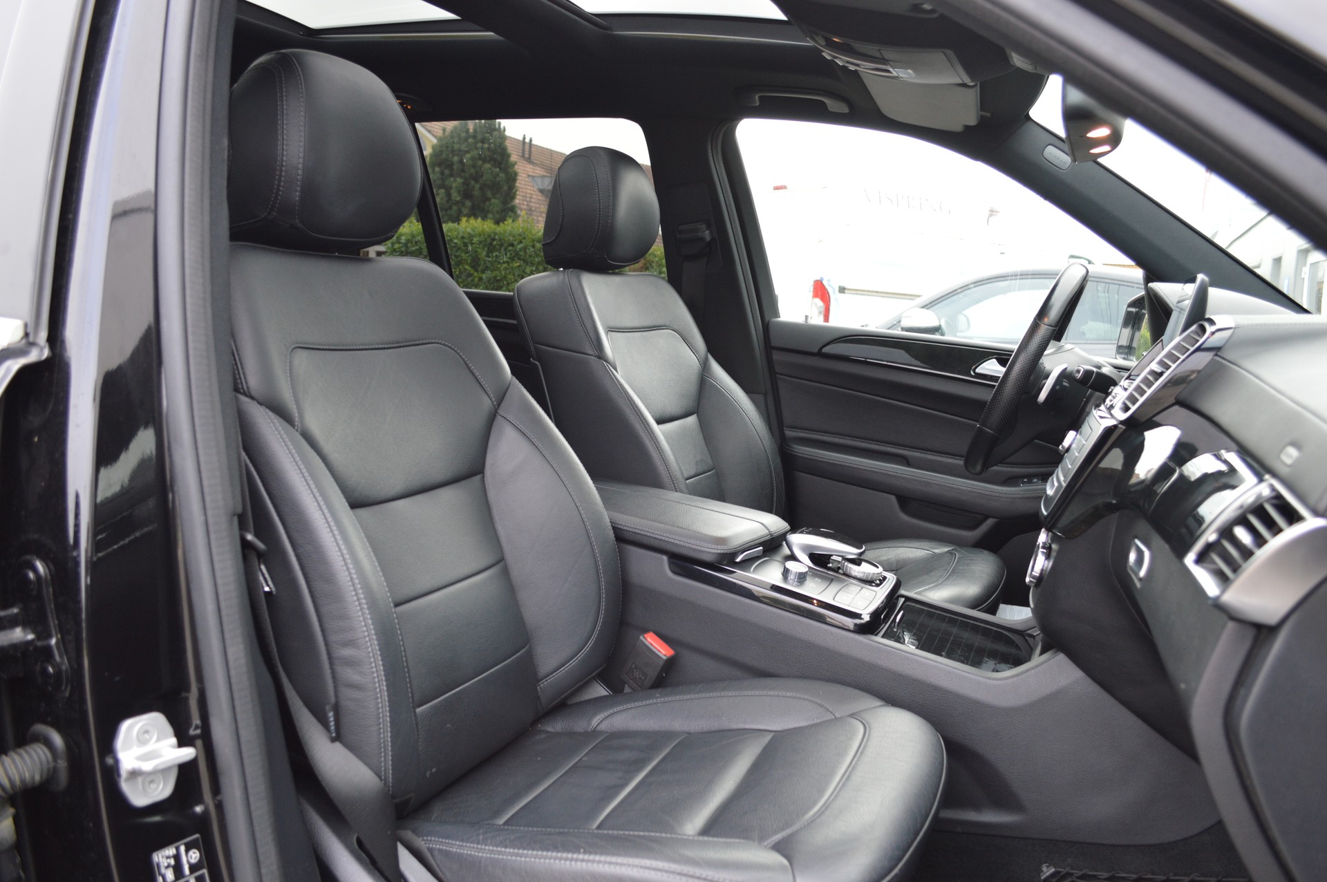 MERCEDES-BENZ GLS 350 d 4Matic 9G-TRONIC-image-8