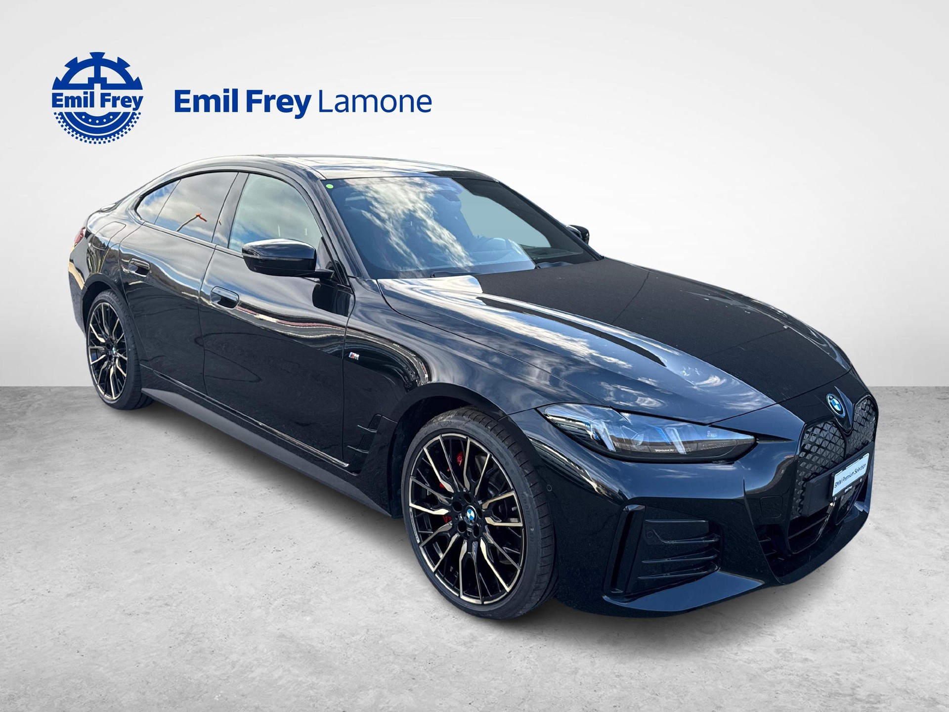 BMW i4 xDrive40-image-9
