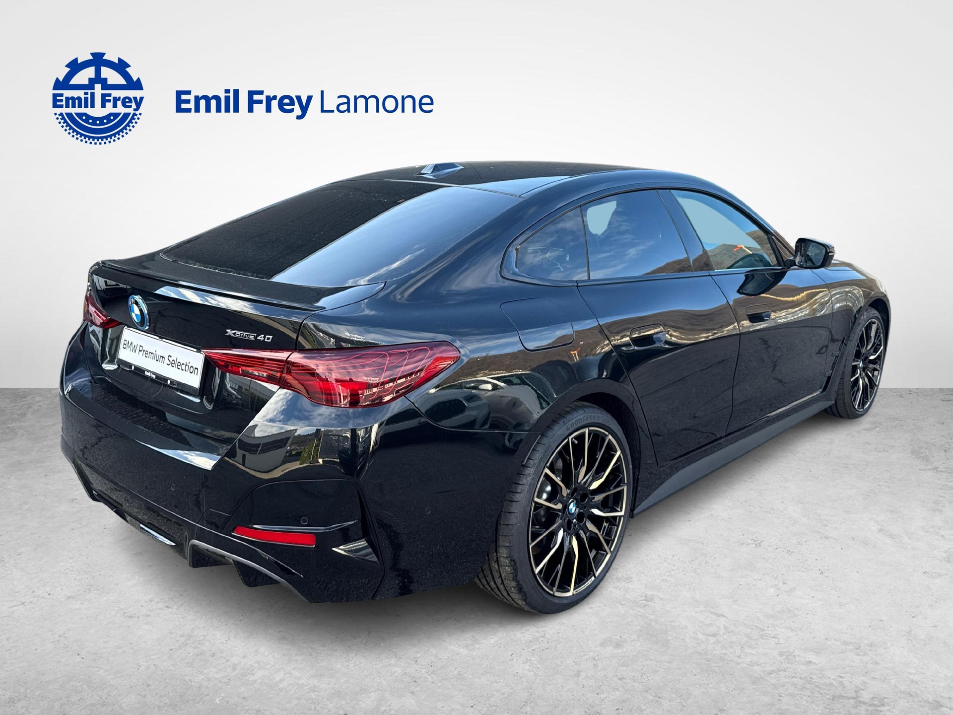 BMW i4 xDrive40-image-7