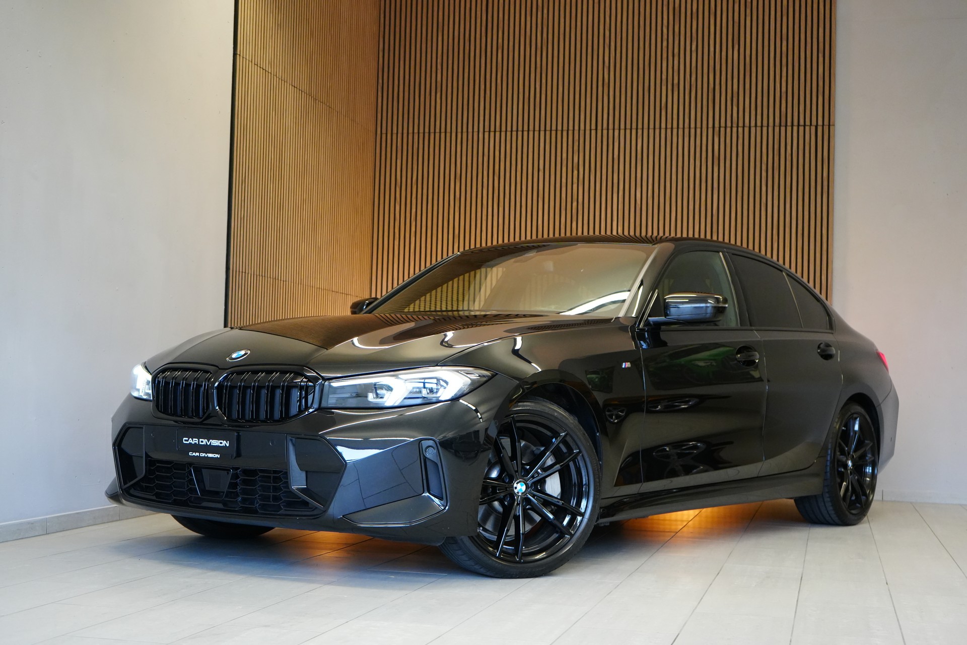BMW 330d xDrive 48V Steptronic M Sport