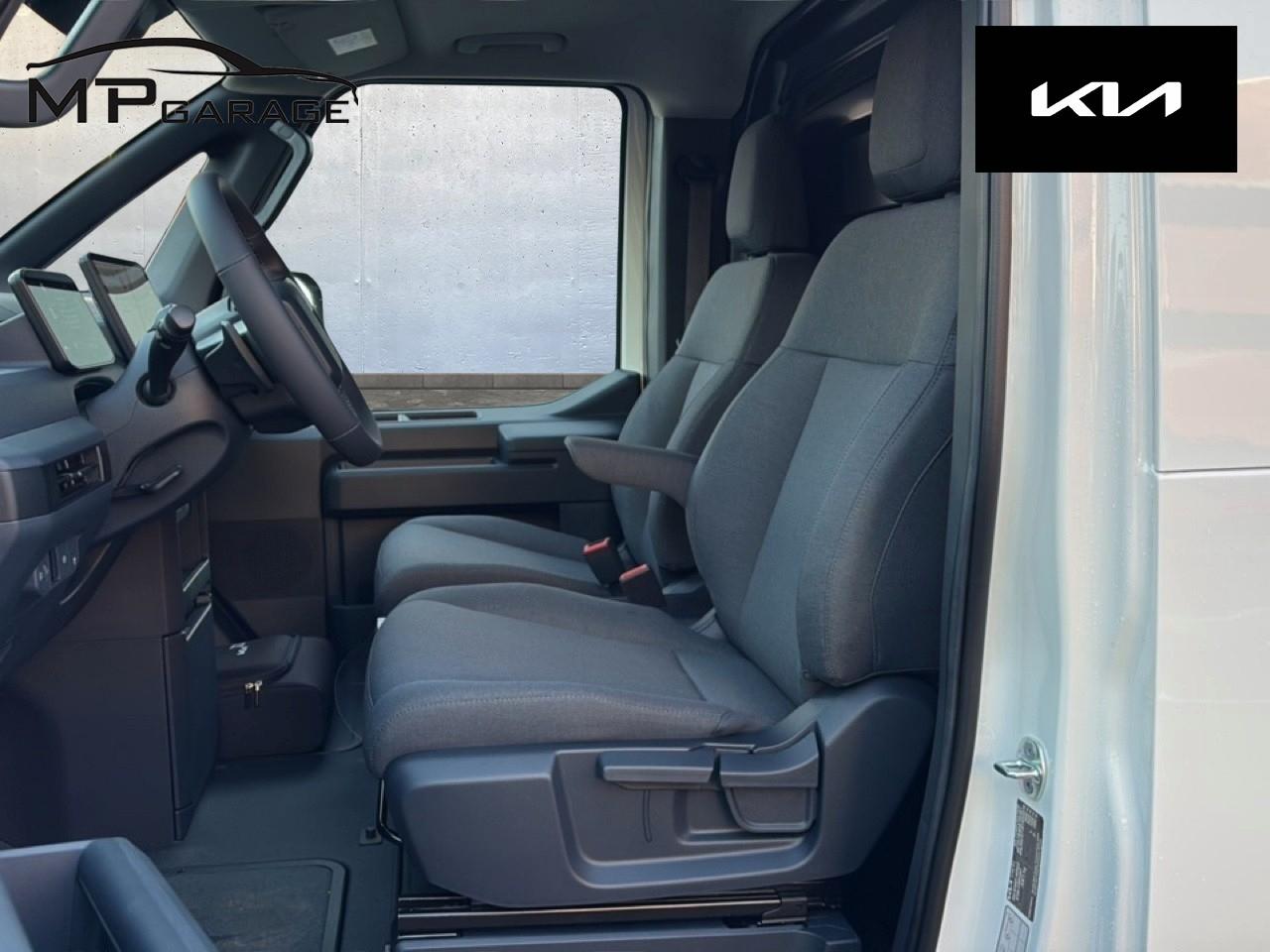 KIA PV5 Cargo 71.2 kWh Plus-image-14