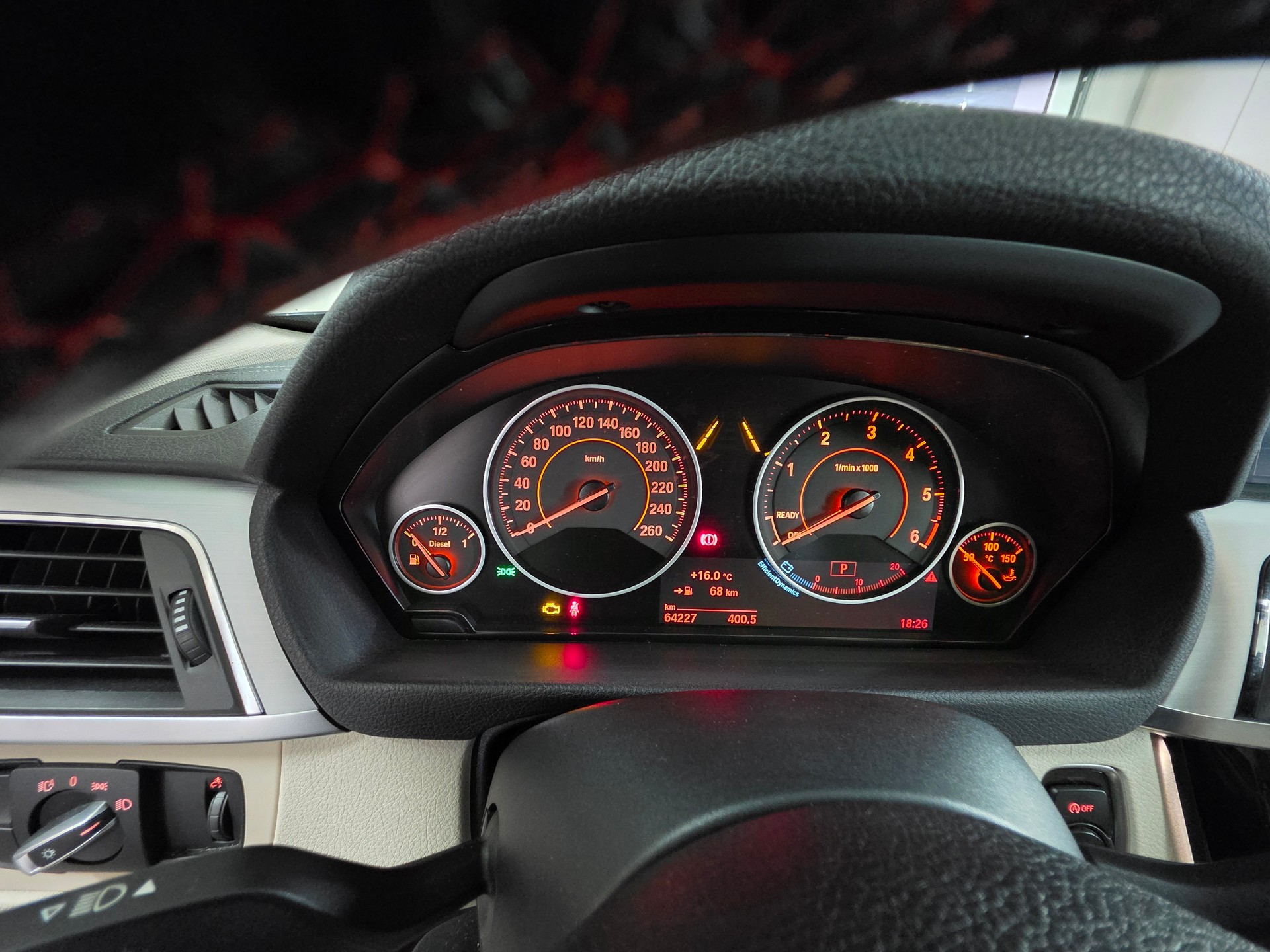 BMW 320d xDrive Edition Sport Line Steptronic-image-11