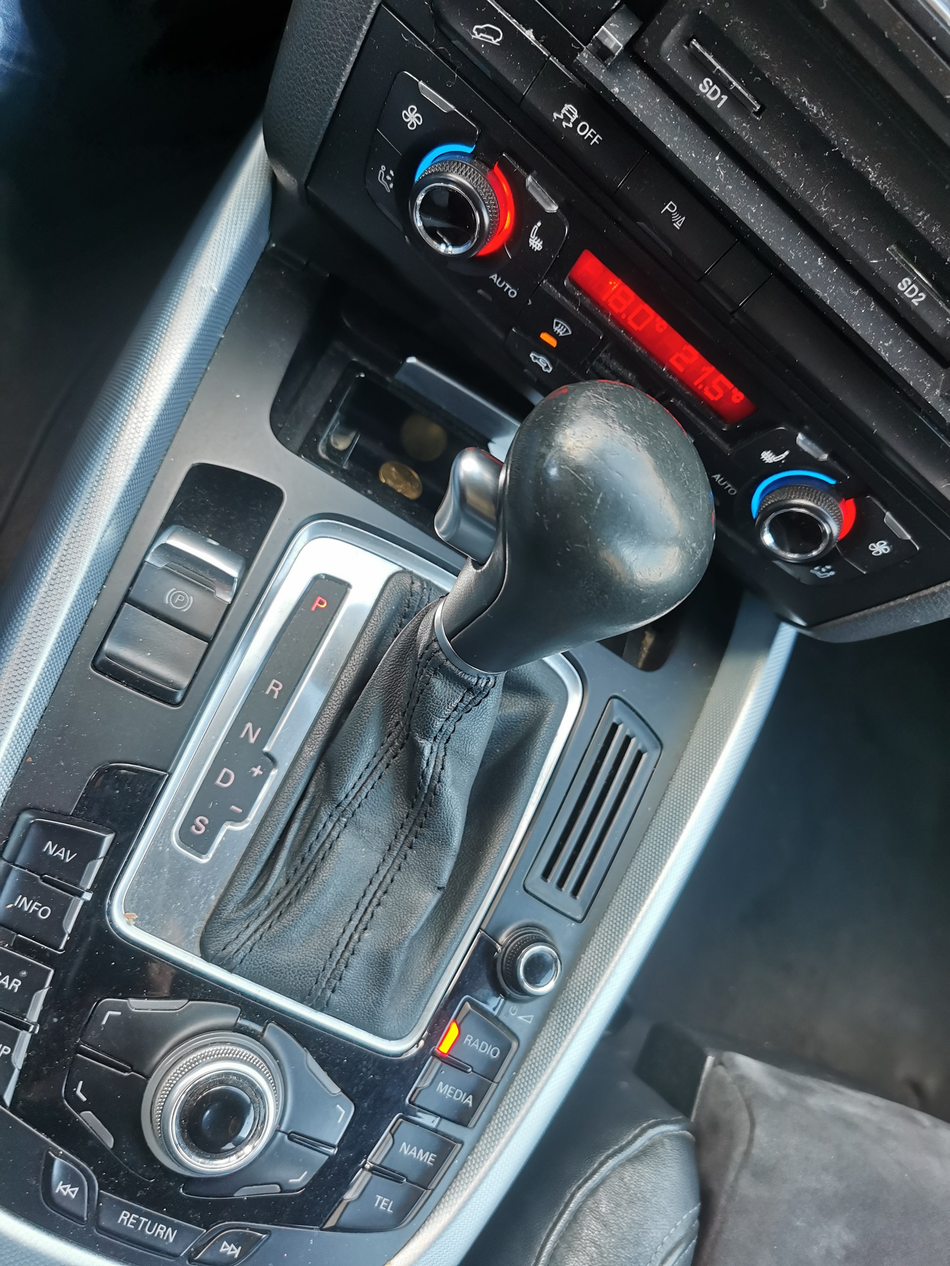 AUDI Q5 3.0 TDI quattro S-tronic-image-8