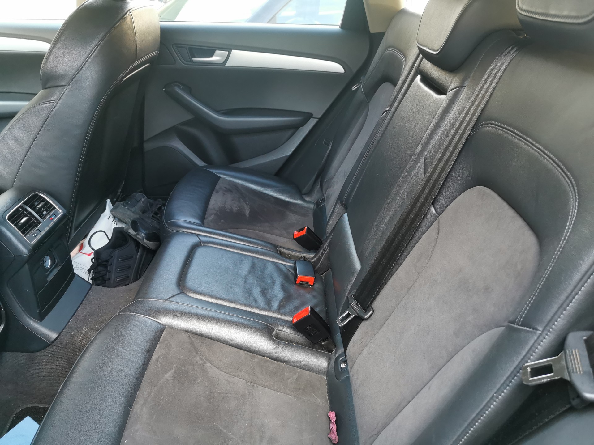 AUDI Q5 3.0 TDI quattro S-tronic-image-3