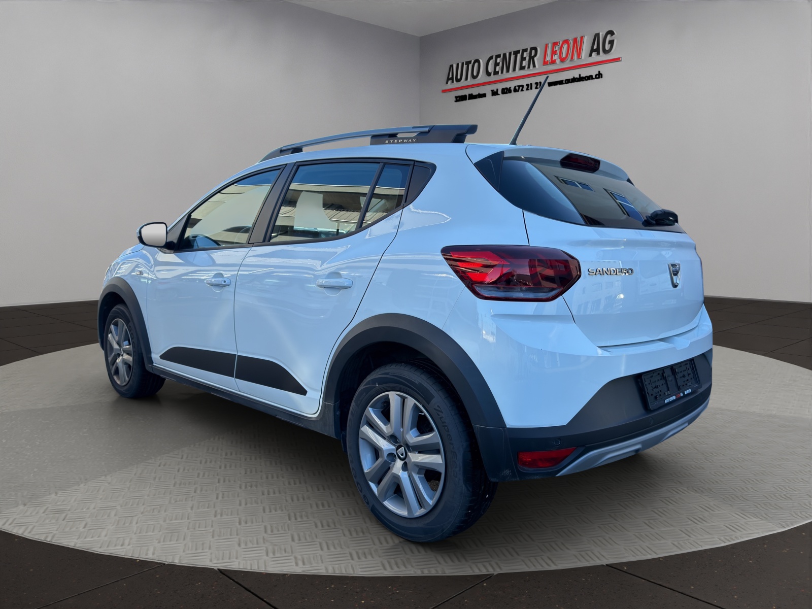 DACIA Sandero Stepway TCe 90 Comfort-showroom-element-3