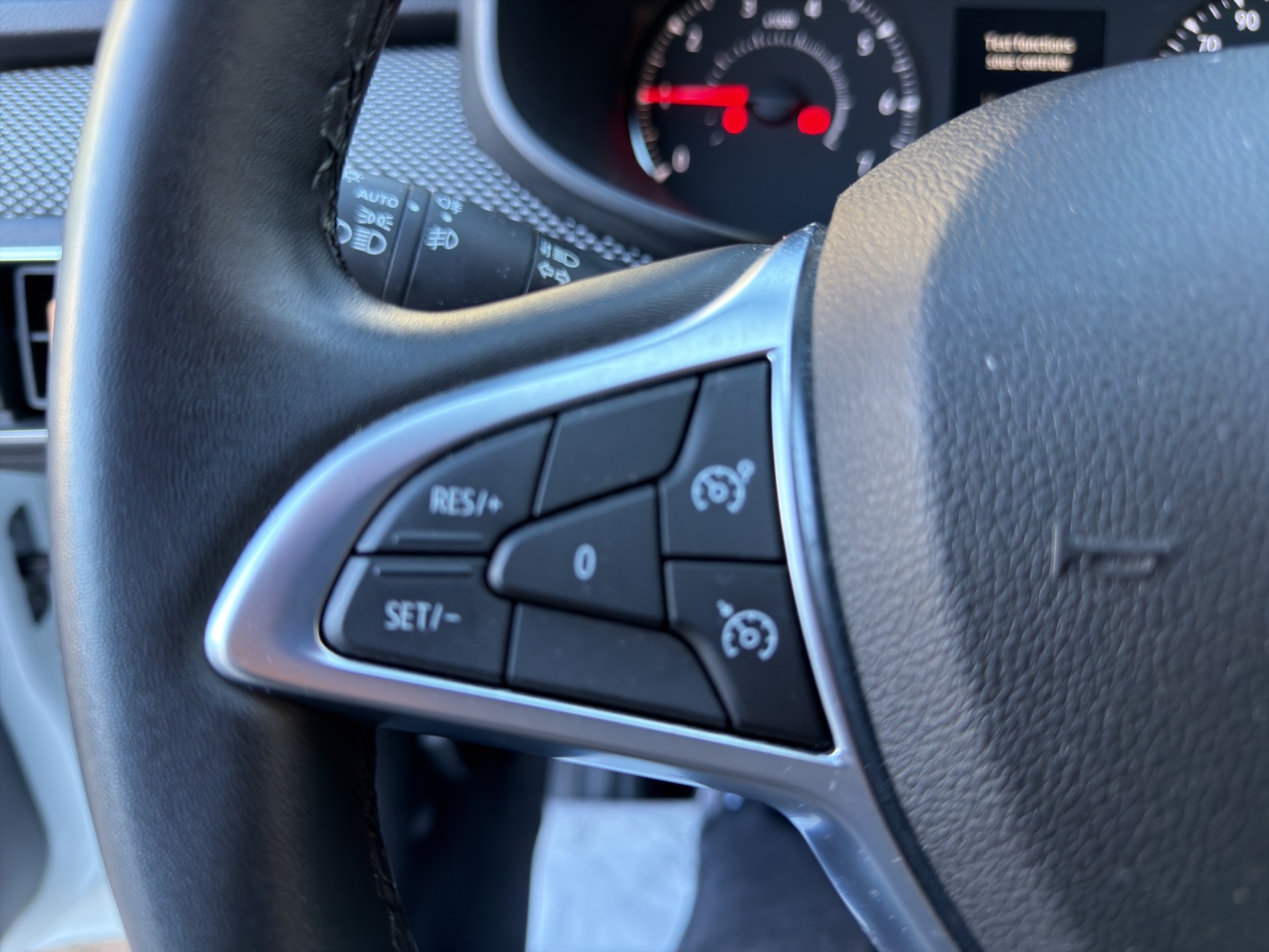 DACIA Sandero Stepway TCe 90 Comfort-image-22