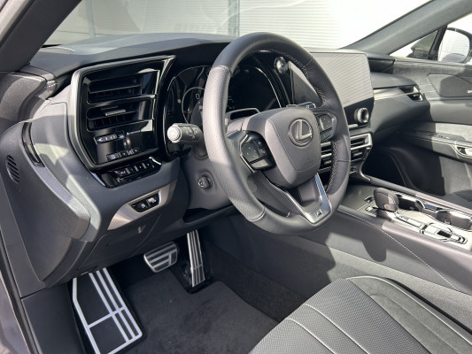 LEXUS RX 500h F Sport AWD-image-7