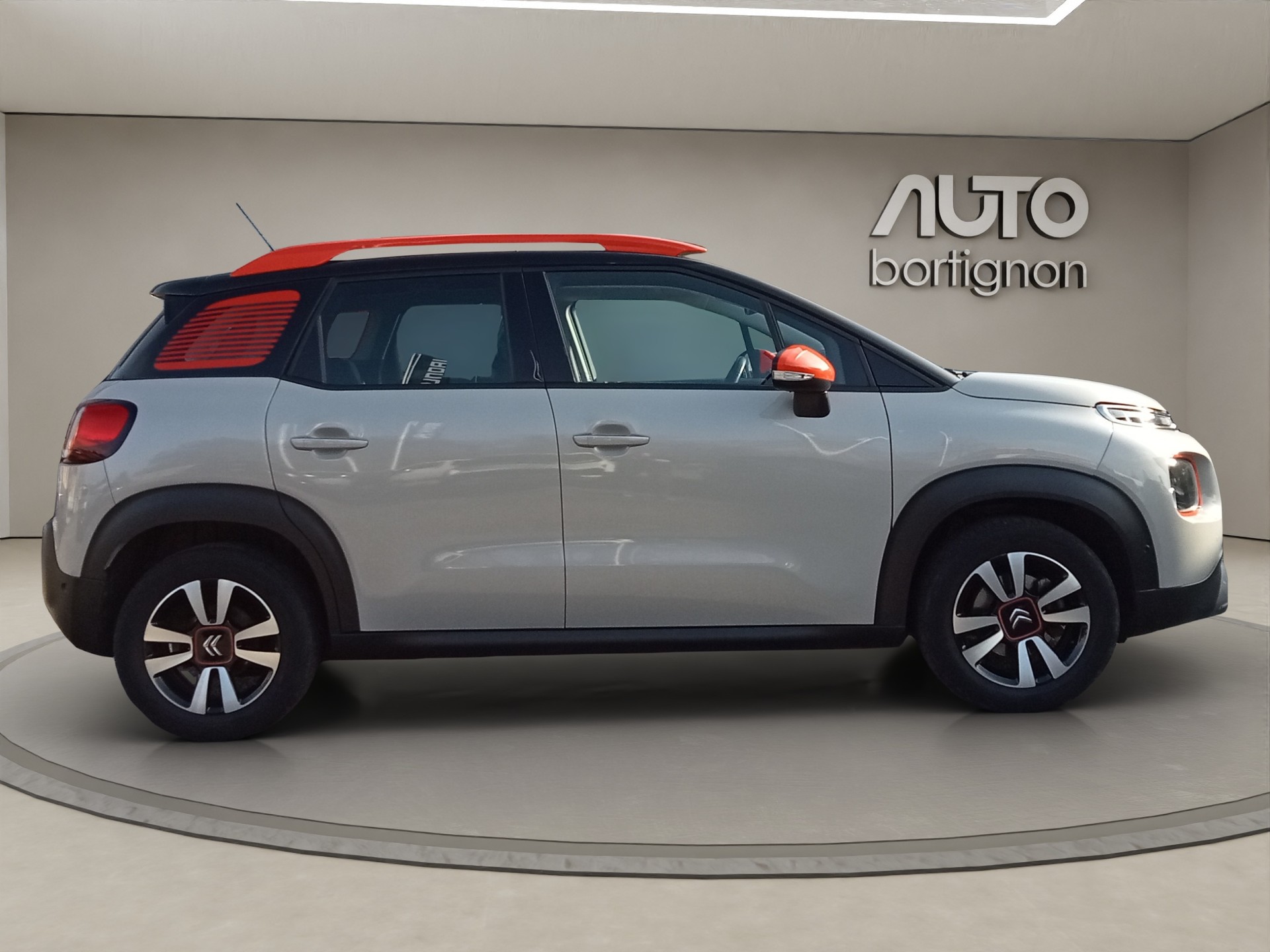 CITROEN C3 Aircross 1.2i PureTech Shine-showroom-element-3