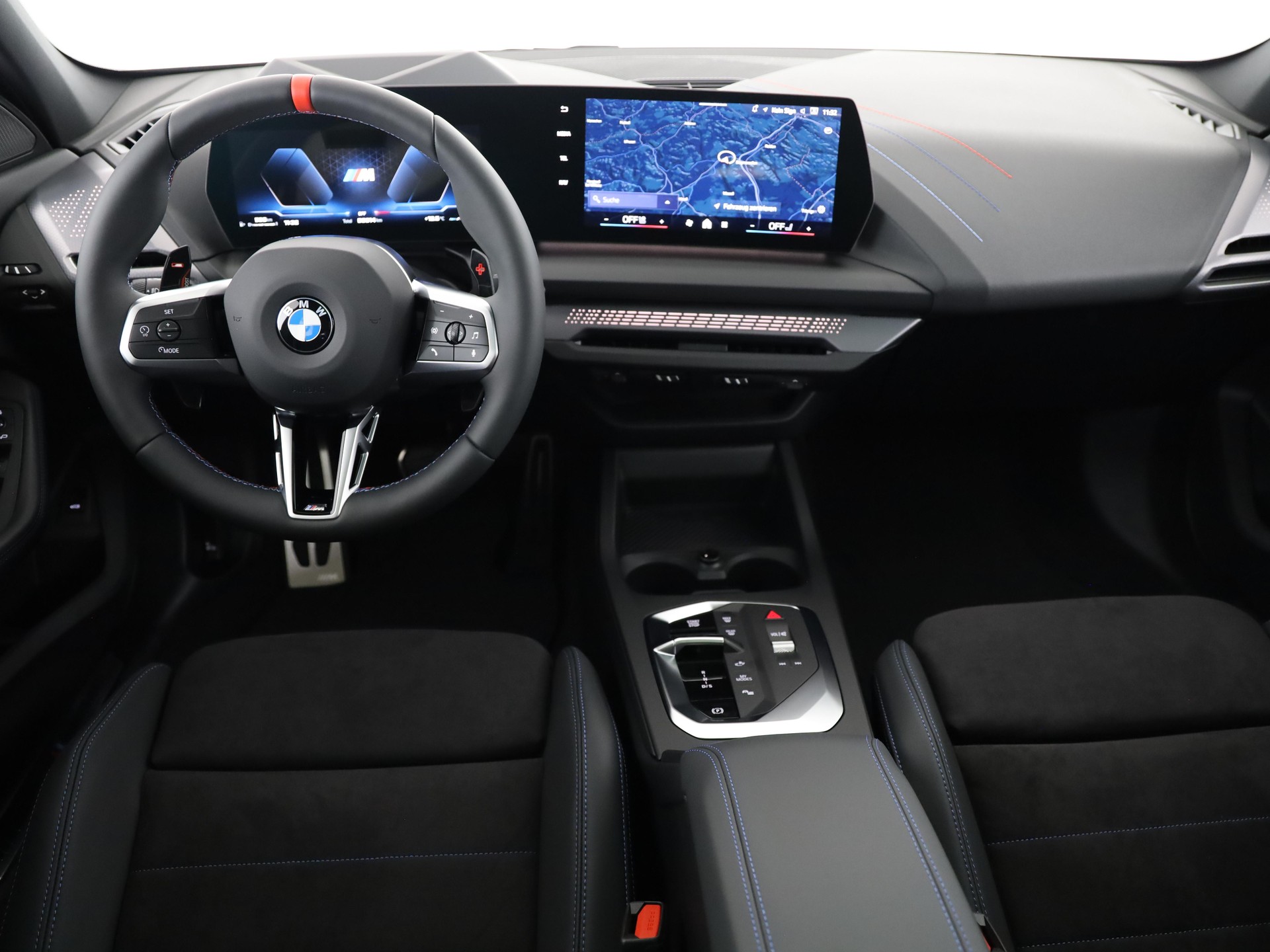 BMW M135i xDrive-image-4