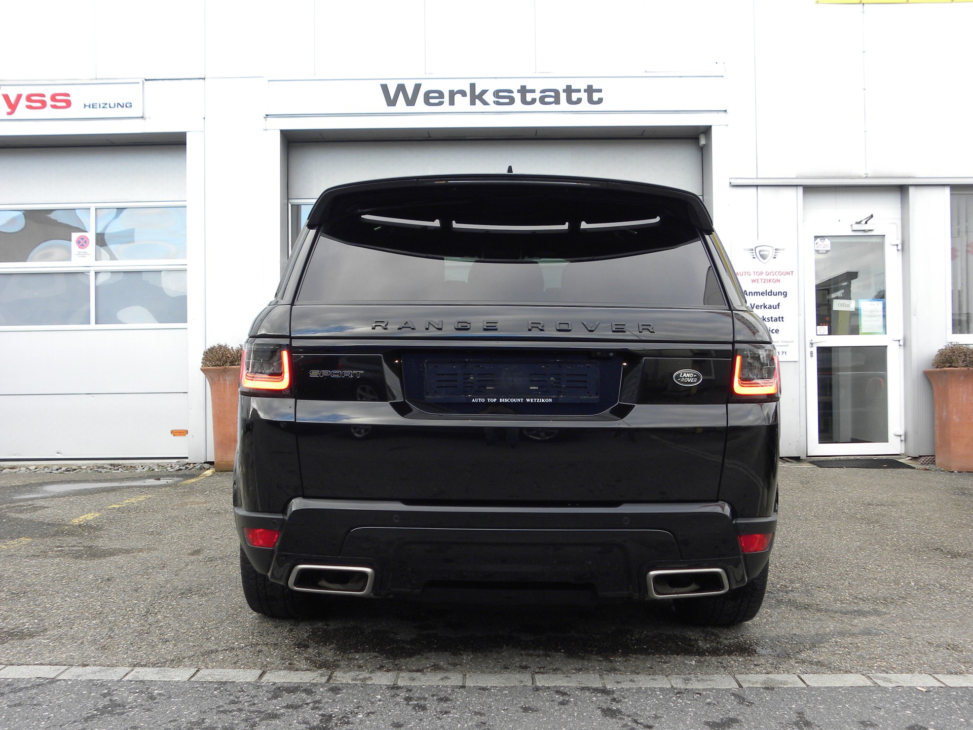 LAND ROVER Range Rover Sport D300 3.0D I6 MHEV SE Automatic-image-3