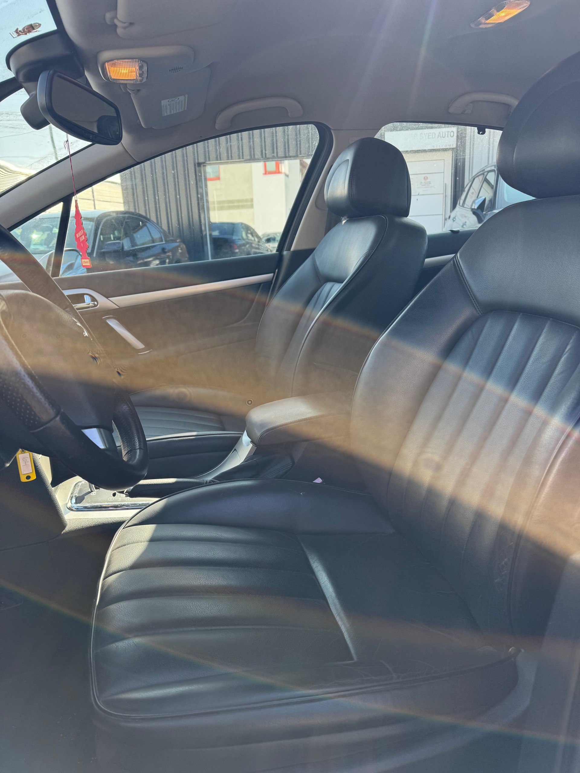 PEUGEOT 407 2.7 HDI Dynamic Edition Automatic-image-9
