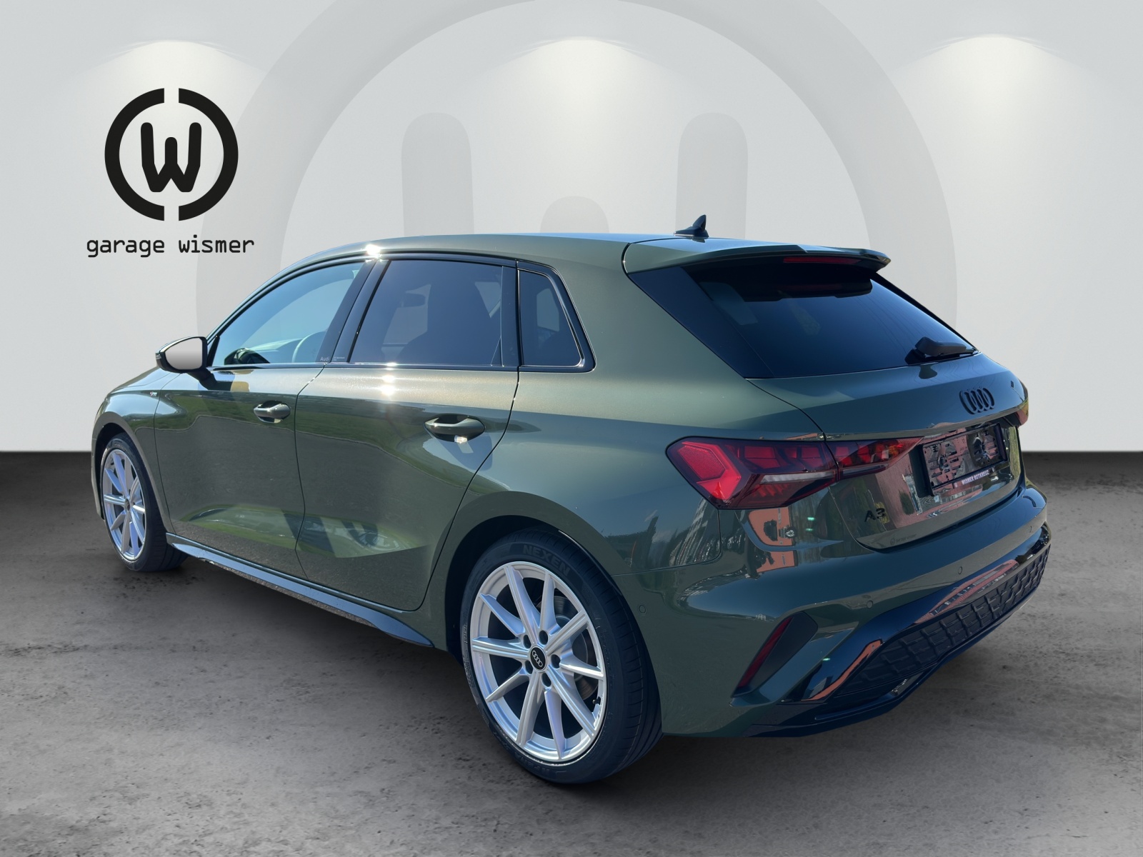 AUDI A3 Sportback TFSI 110 kW S line S tronic-image-2