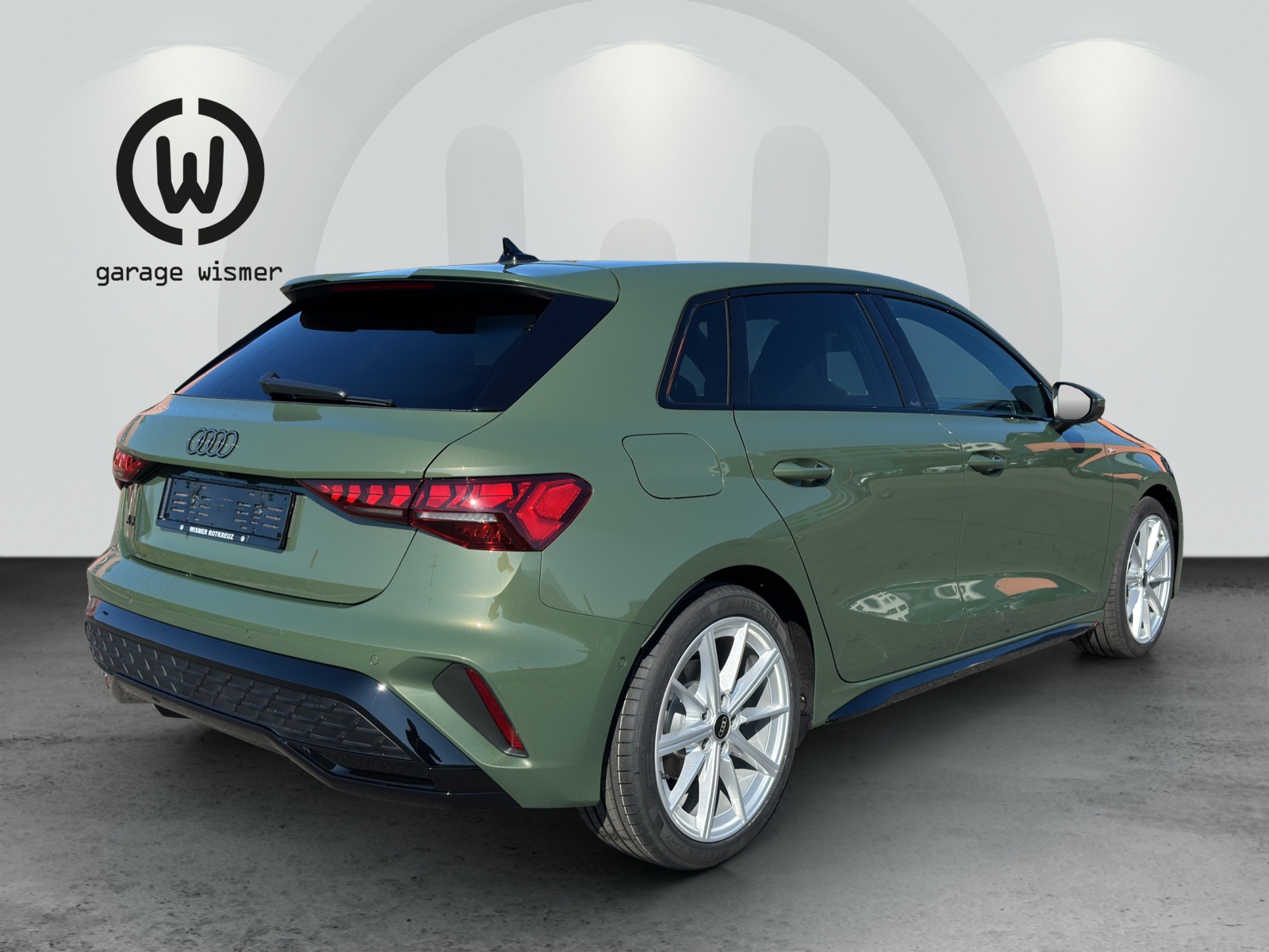 AUDI A3 Sportback TFSI 110 kW S line S tronic-image-3