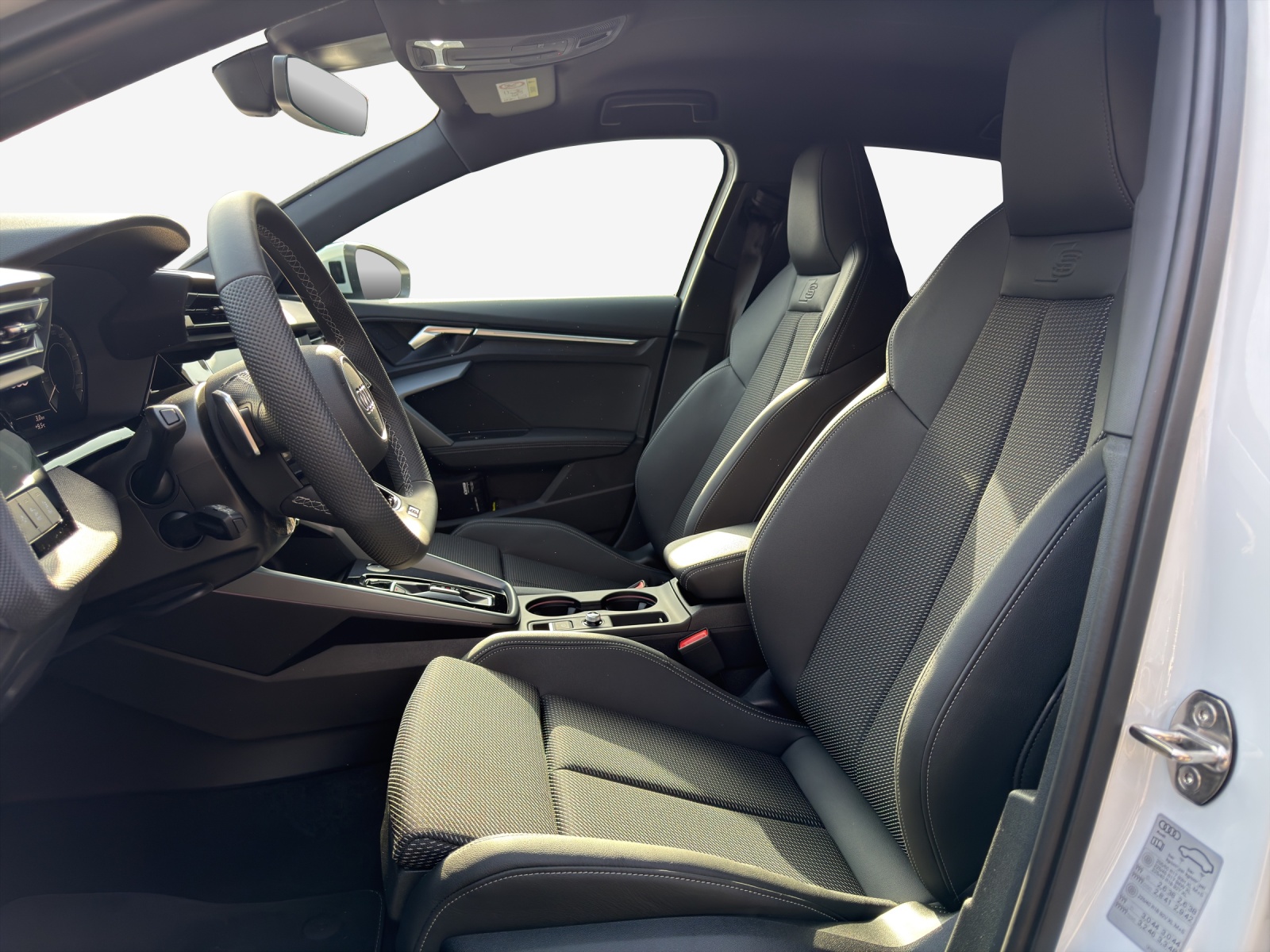 AUDI A3 Sportback TFSI e 150 kW Attraction S-tronic-image-7