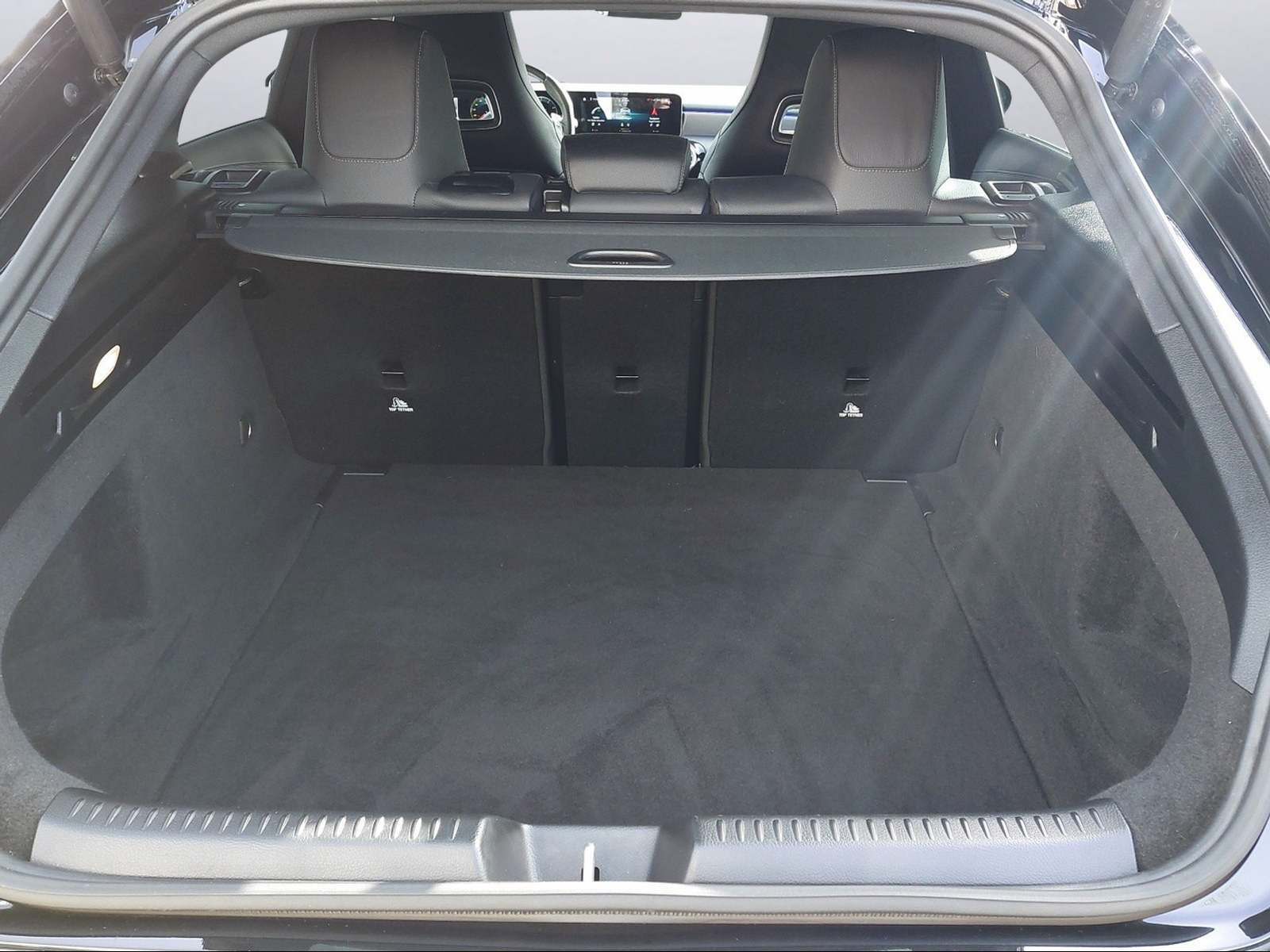 MERCEDES-BENZ CLA 35 AMG 4matic Shooting Brake-image-7