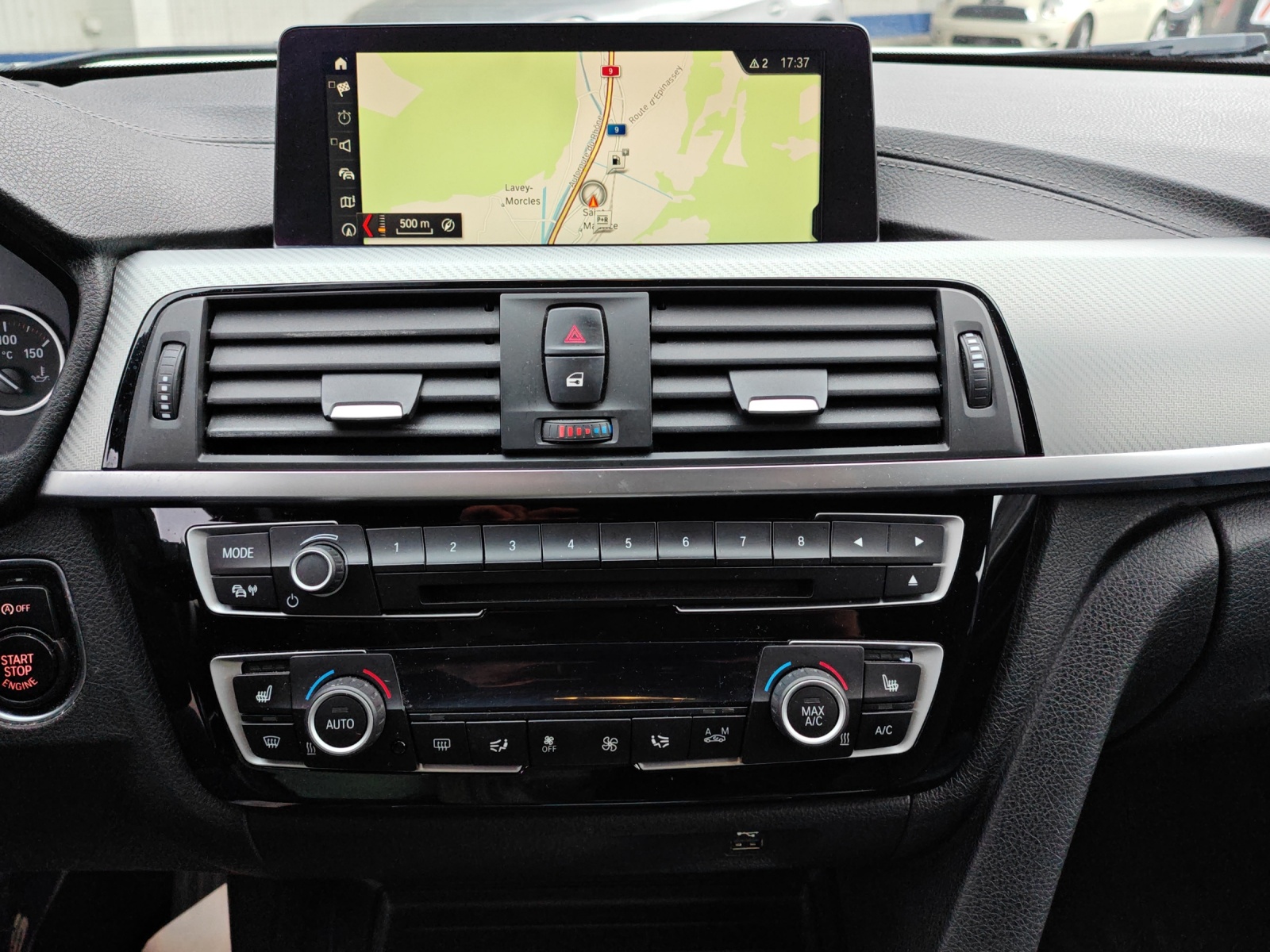 BMW 320d xDrive Touring Edition Sport Line Steptronic [Expertise du jour + Garantie 12 mois + Service & Immat. Offerts]-image-16