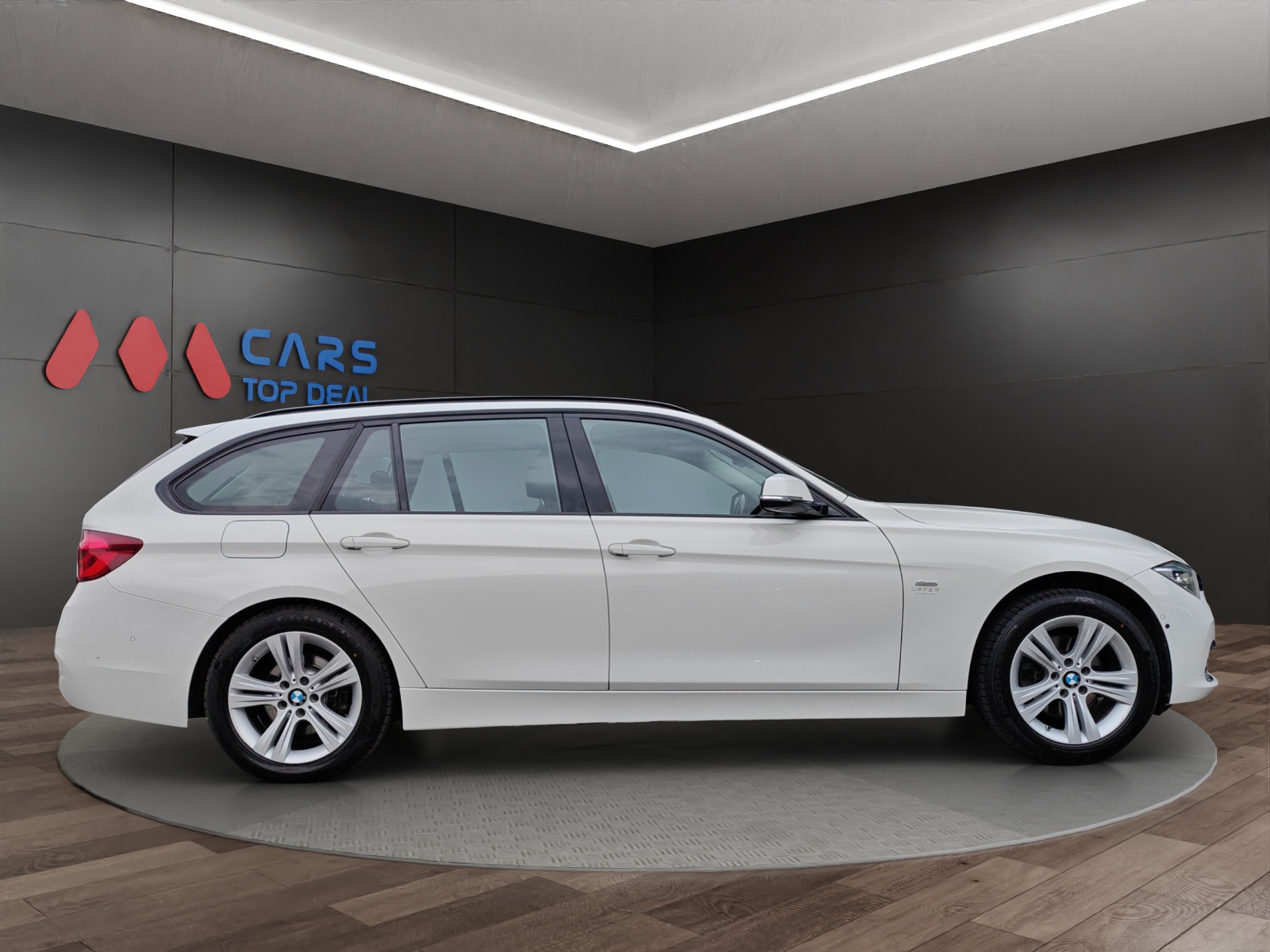 BMW 320d xDrive Touring Edition Sport Line Steptronic [Expertise du jour + Garantie 12 mois + Service & Immat. Offerts]-image-5