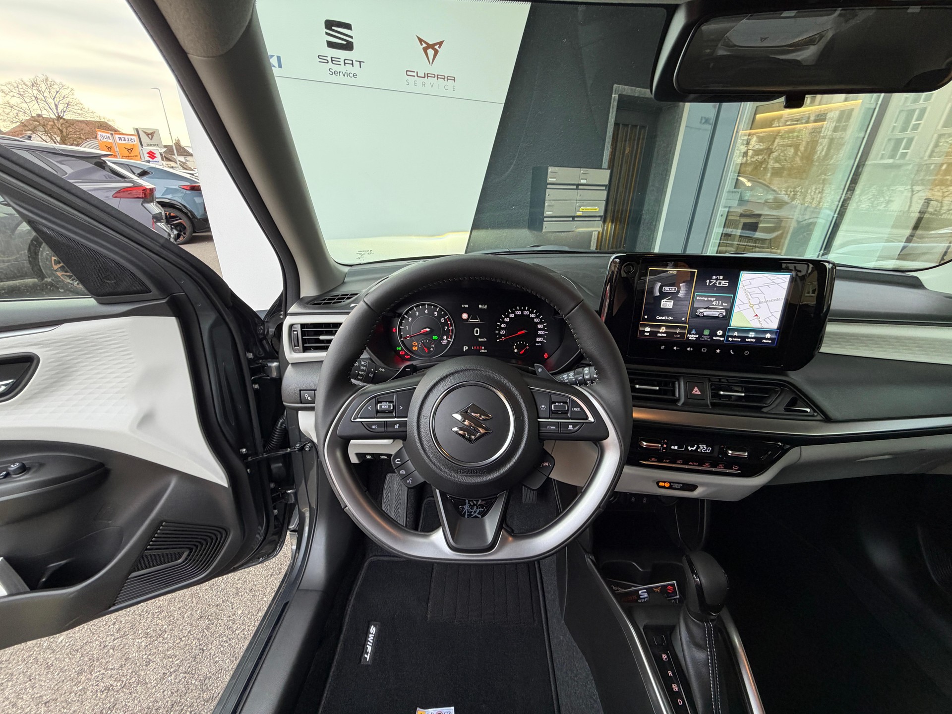 SUZUKI Swift 1.2 Sakura Top Hybrid-image-9