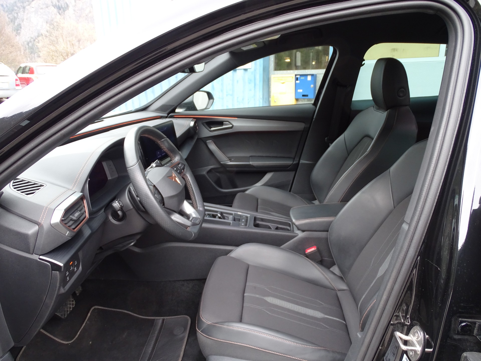 CUPRA Formentor 2.0TSI 4Drive DSG-image-8