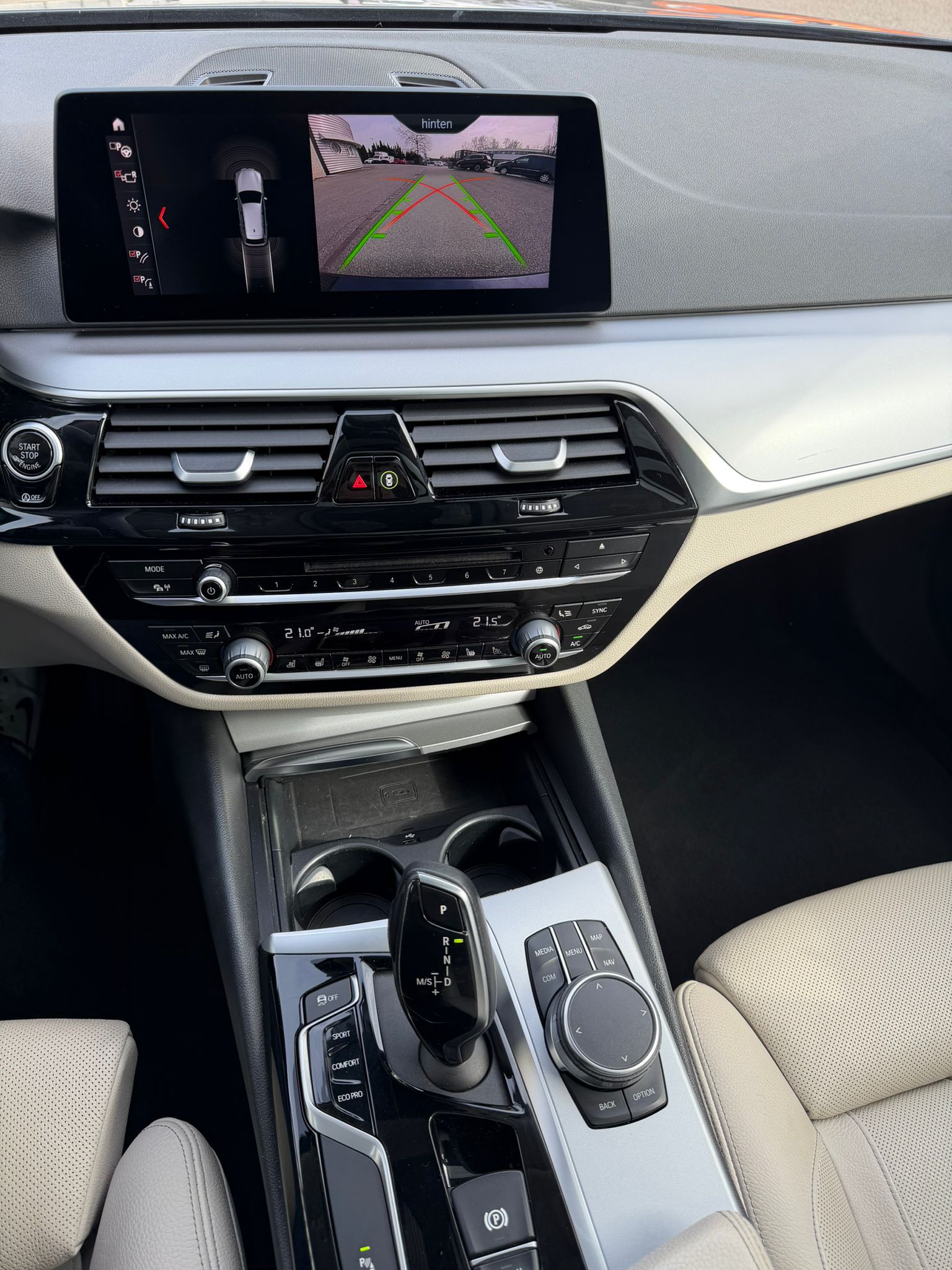 BMW 520d xDrive Touring Steptronic-image-15