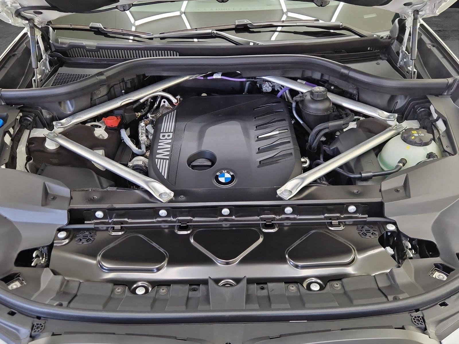 BMW X7 40d xDrive-image-22