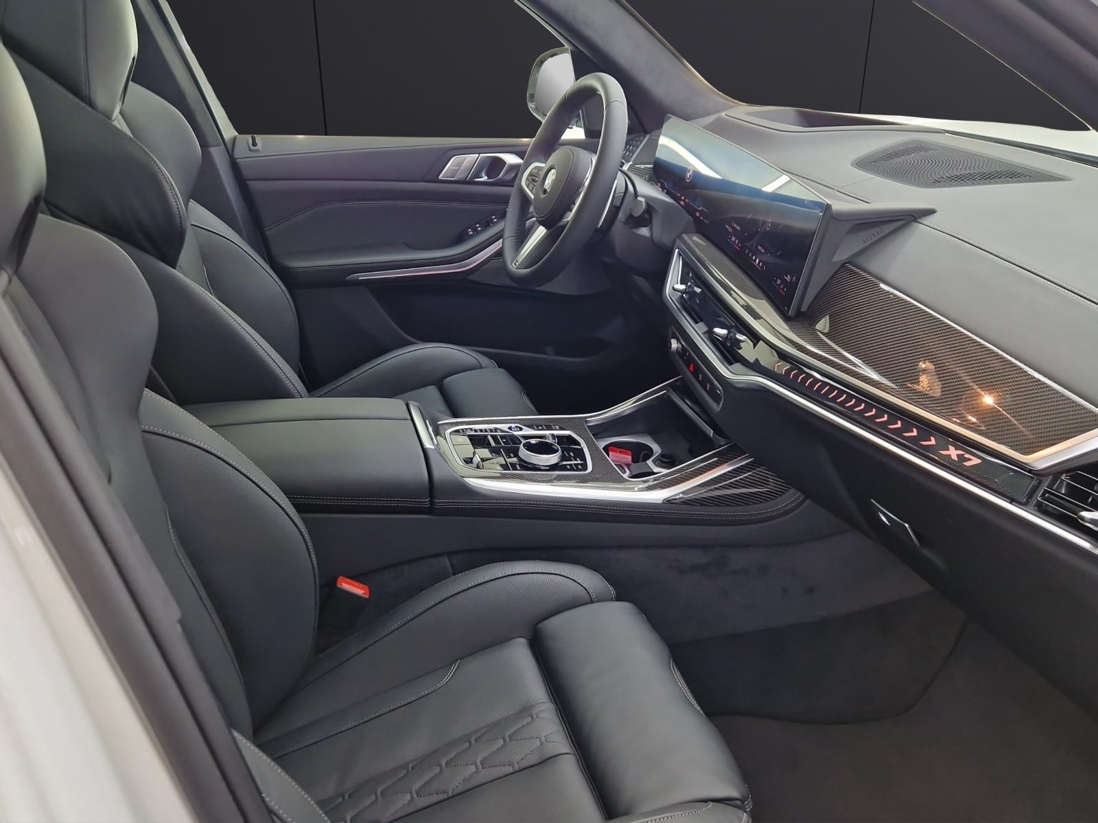 BMW X7 40d xDrive-image-14