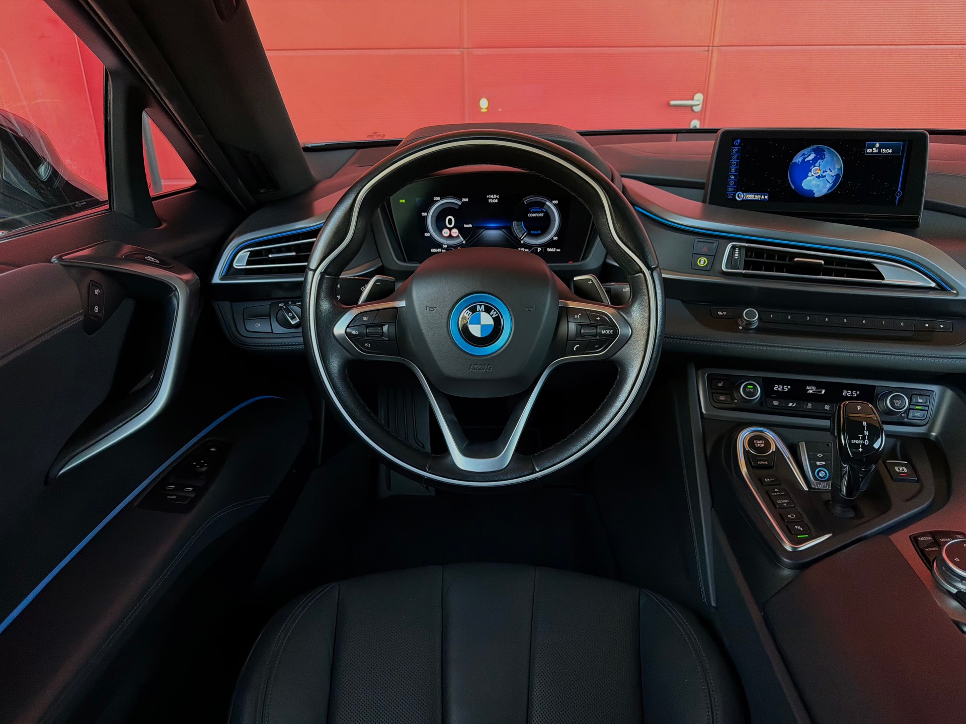 BMW i8 Coupé-image-7