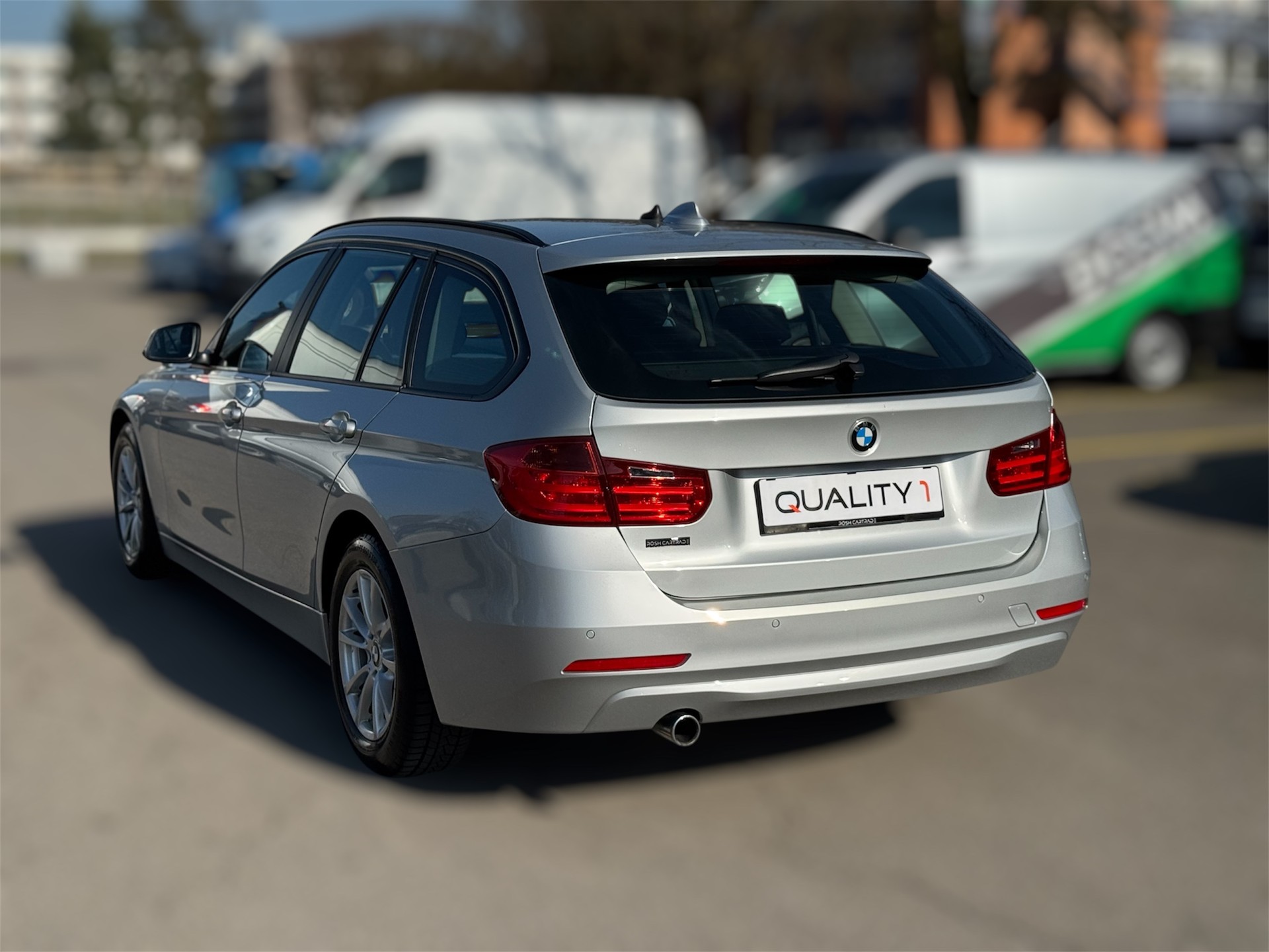 BMW 318d Touring Steptronic-image-7